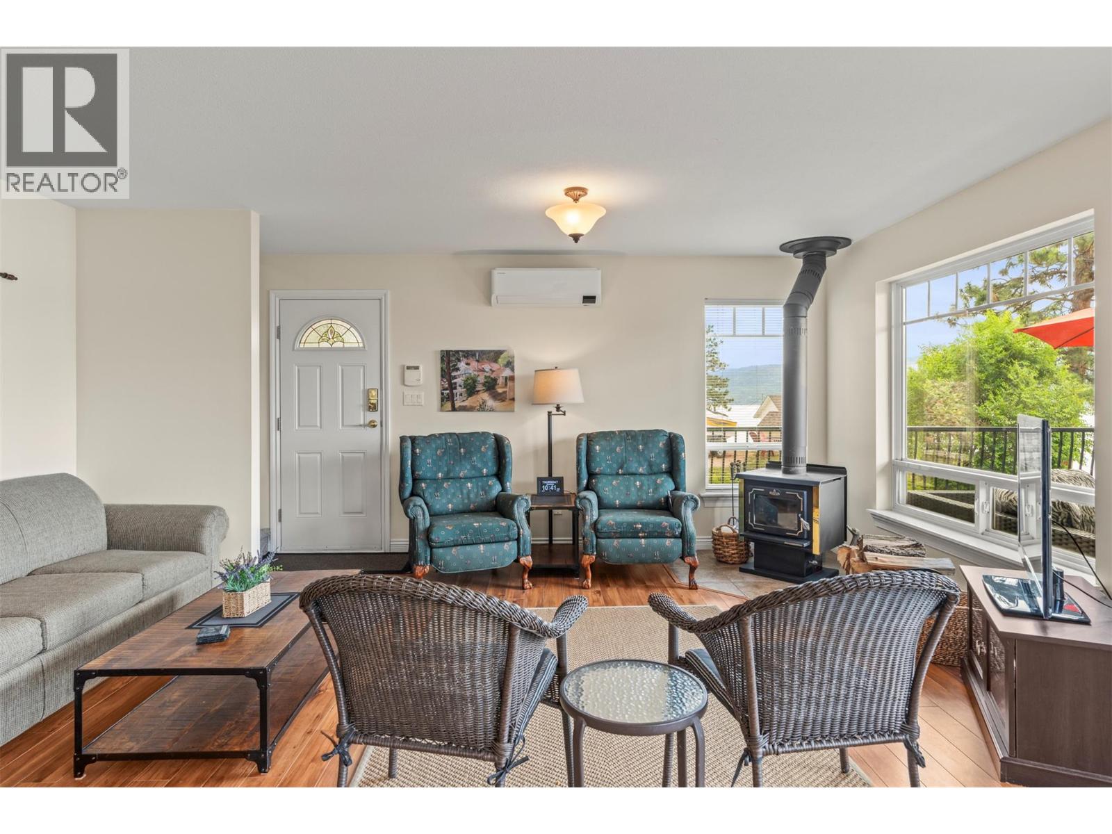 367 Killarney Way, Vernon, British Columbia  V1H 2C5 - Photo 18 - 10376984