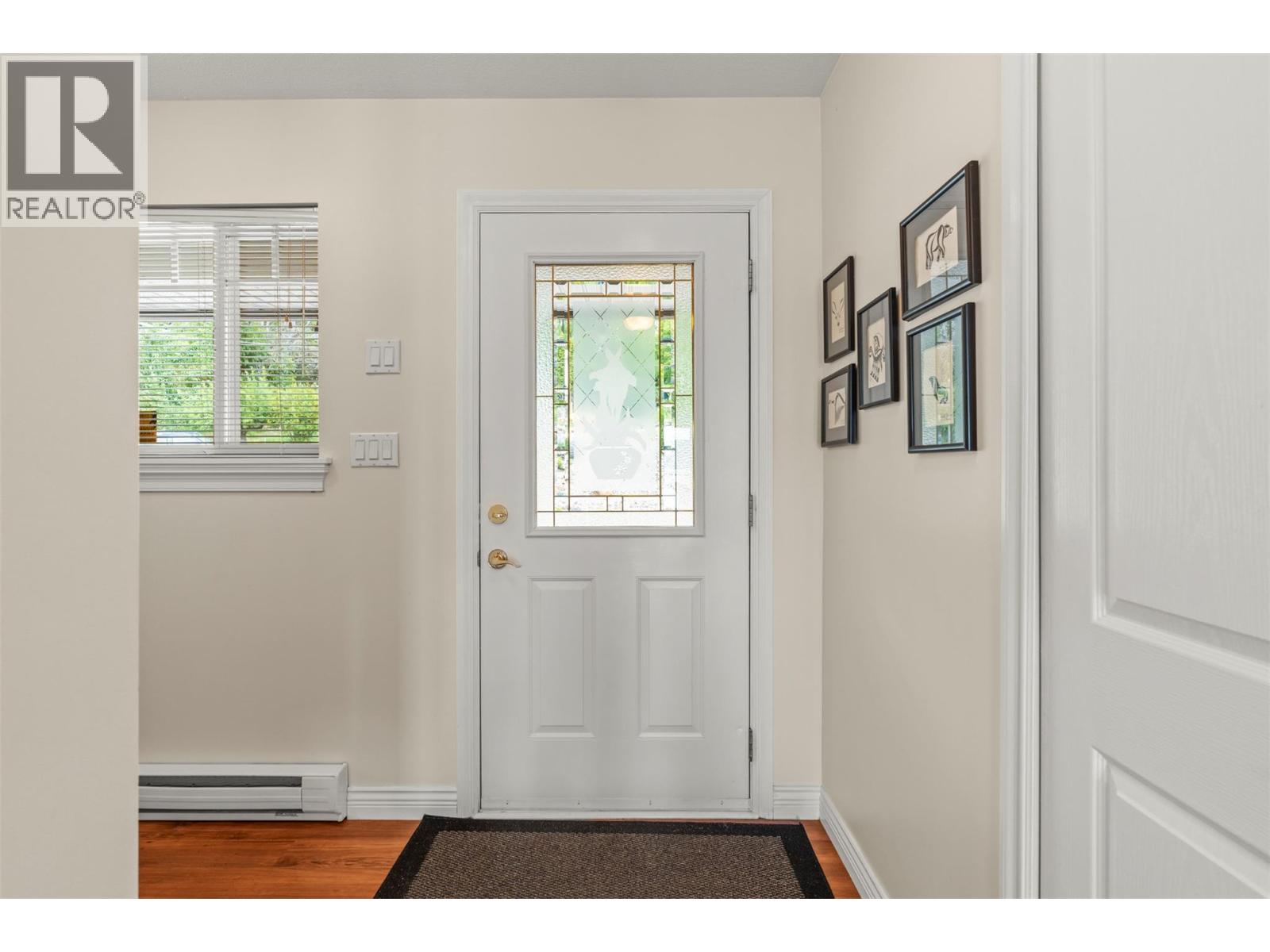 367 Killarney Way, Vernon, British Columbia  V1H 2C5 - Photo 4 - 10376984