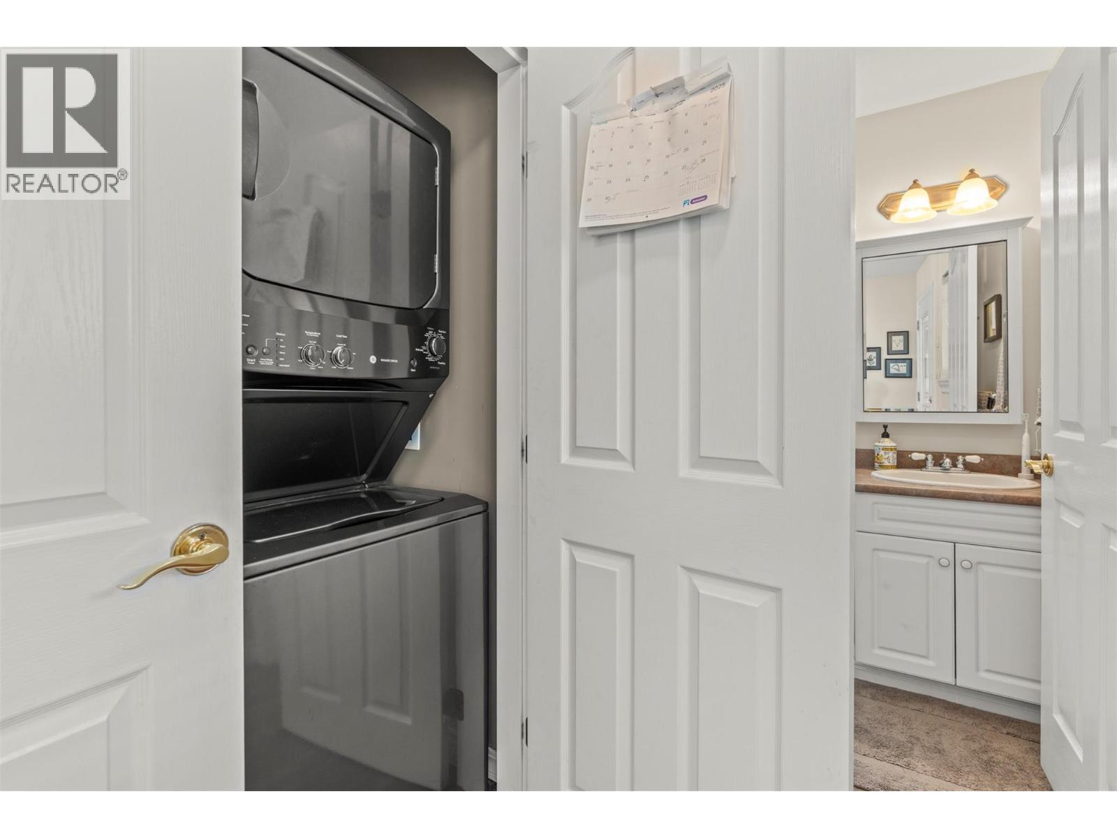 367 Killarney Way, Vernon, British Columbia  V1H 2C5 - Photo 7 - 10376984