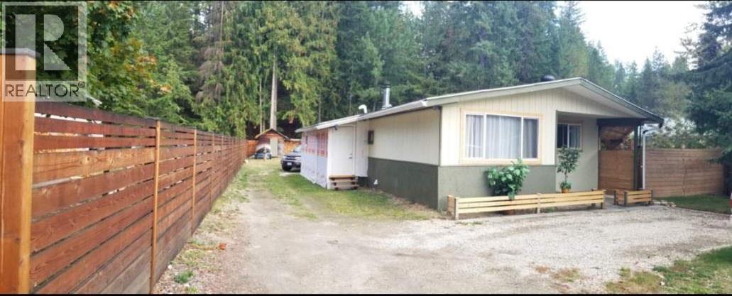 914 Columbia Crescent, Nakusp, British Columbia  V0G 1R0 - Photo 23 - 10376996