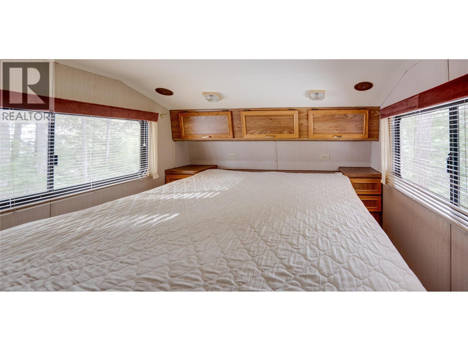 3215 Lumby Mabel Lake Road, Lumby, British Columbia  V0E 2G6 - Photo 52 - 10376987