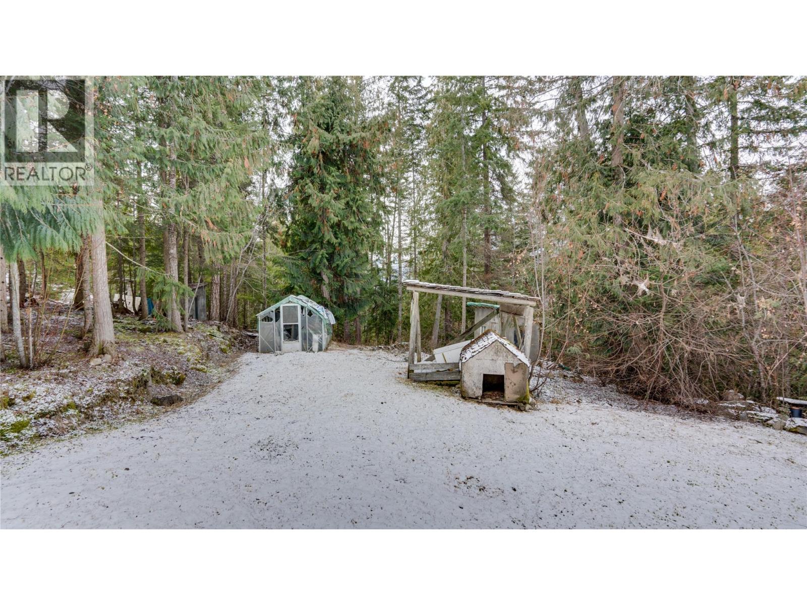 3215 Lumby Mabel Lake Road, Lumby, British Columbia  V0E 2G6 - Photo 65 - 10376987