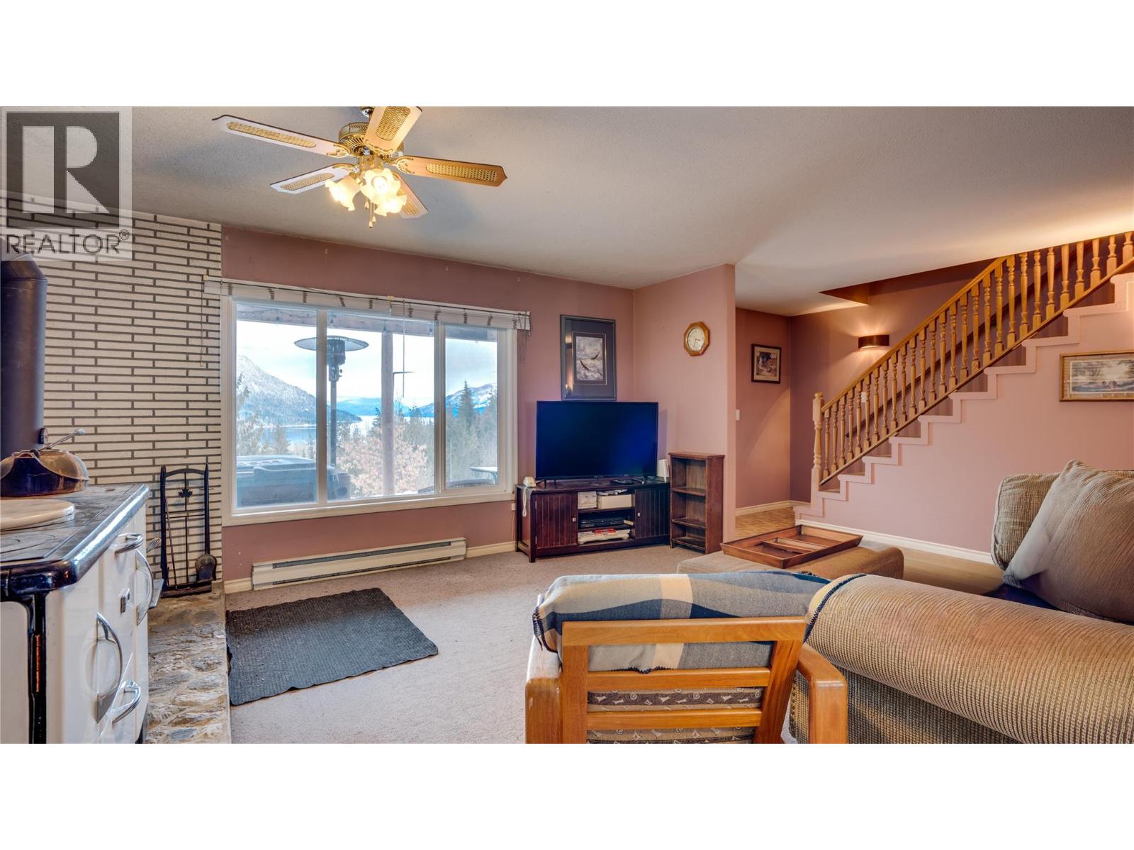 3215 Lumby Mabel Lake Road, Lumby, British Columbia  V0E 2G6 - Photo 8 - 10376987