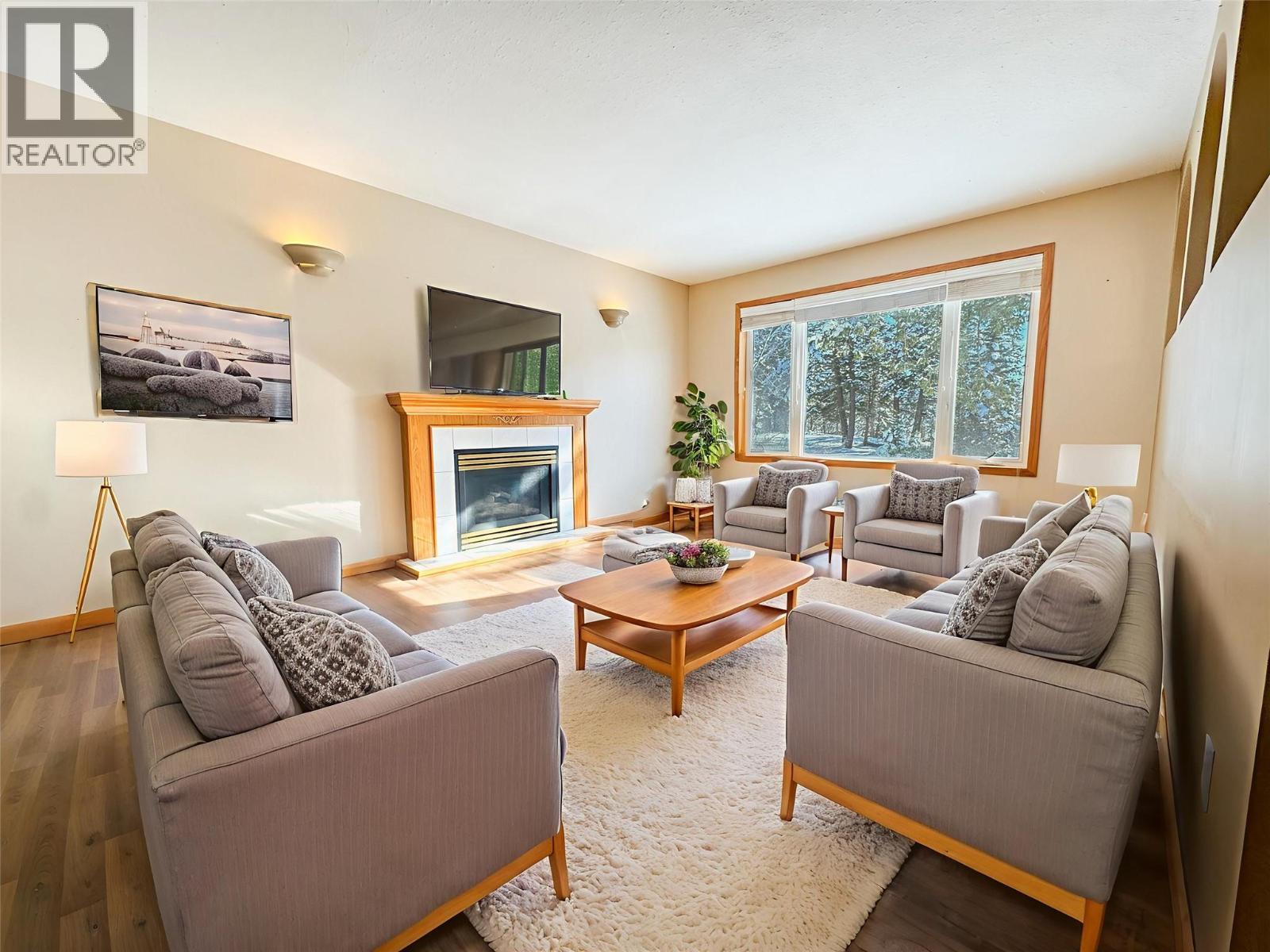 4885 Redwing Road, Fairmont Hot Springs, British Columbia  V0B 1L1 - Photo 8 - 10377006