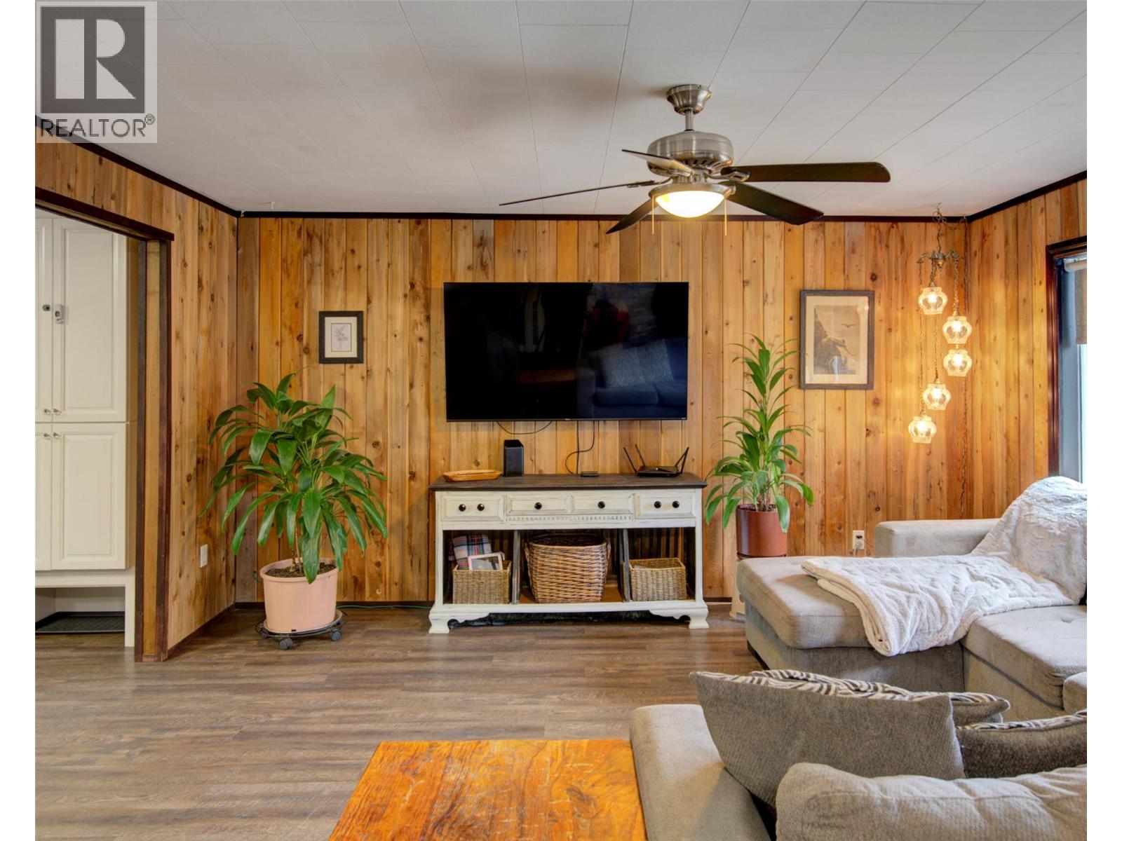 179 Springbend Road, Enderby, British Columbia  V0E 1V3 - Photo 5 - 10376993