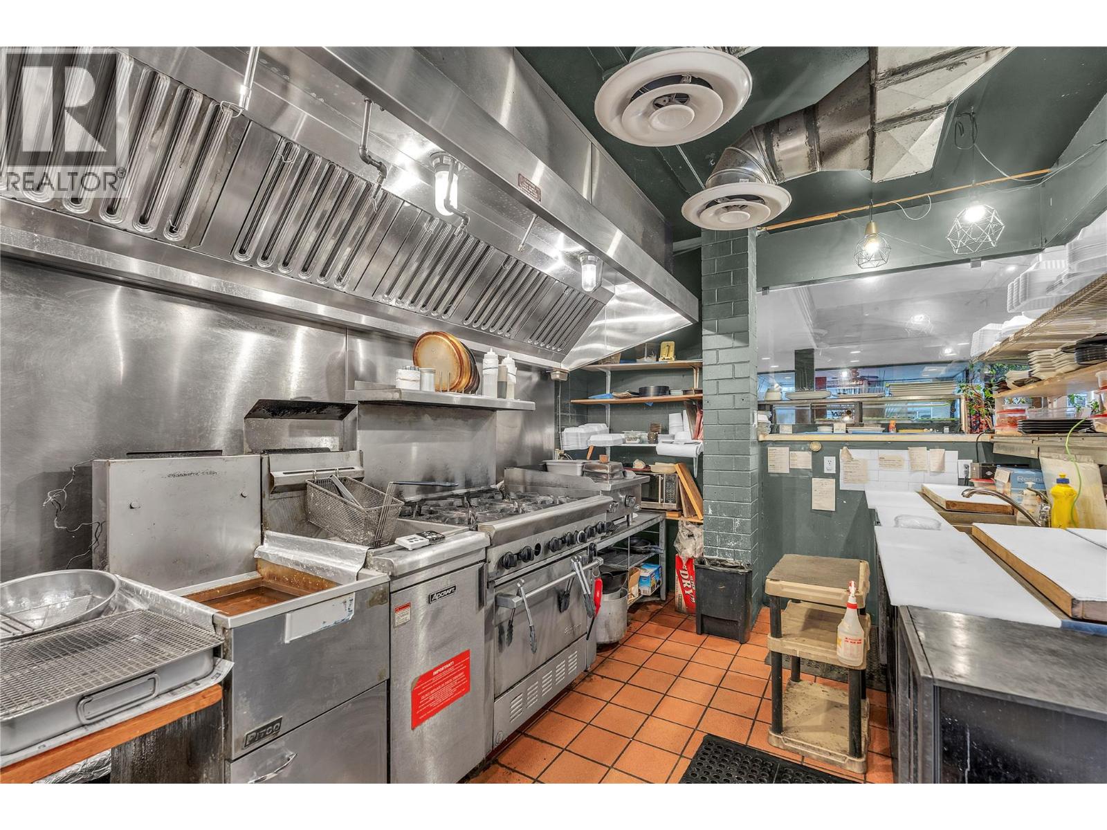 9917 Main Street, Summerland, British Columbia  V0H 1Z0 - Photo 14 - 10376898