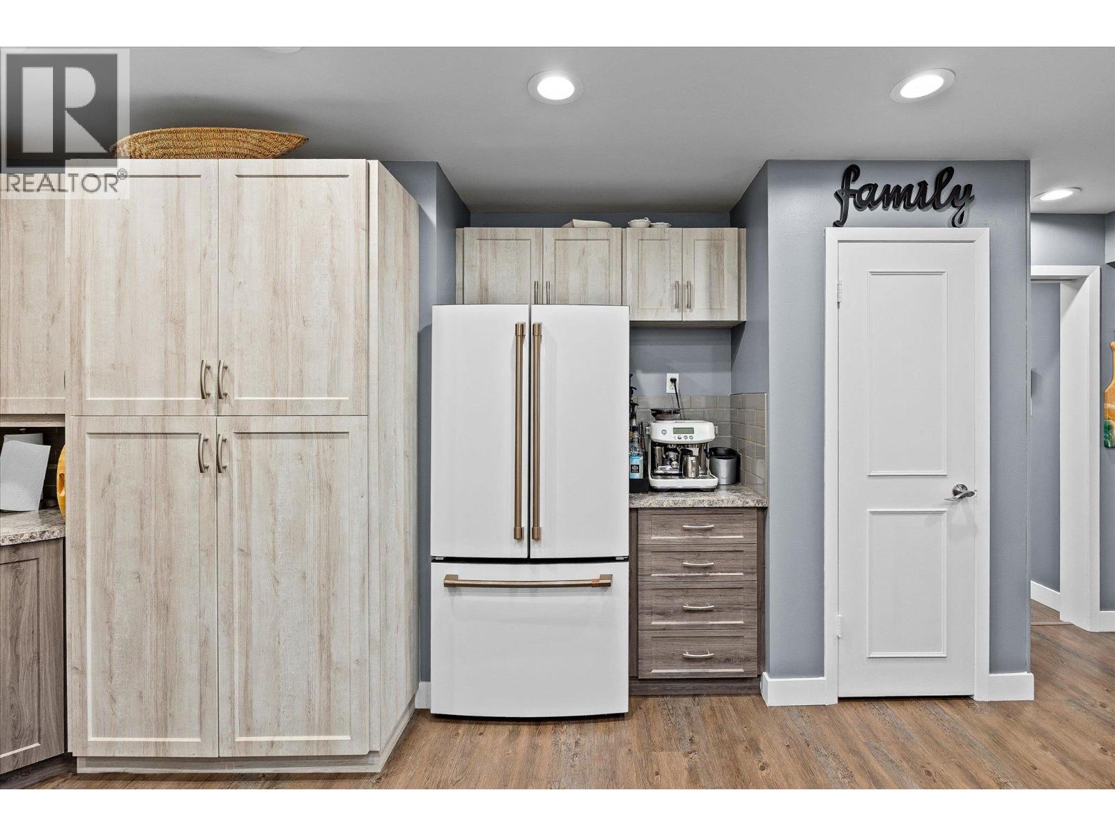 3307 Mcginnis Road, West Kelowna, British Columbia  V4T 1A9 - Photo 11 - 10376728