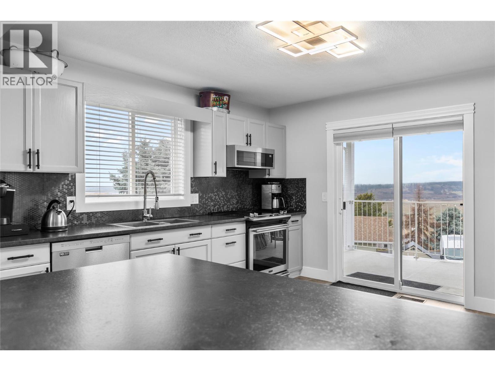 6427 Spencer Road, Kelowna, British Columbia  V1X 7T6 - Photo 19 - 10376951