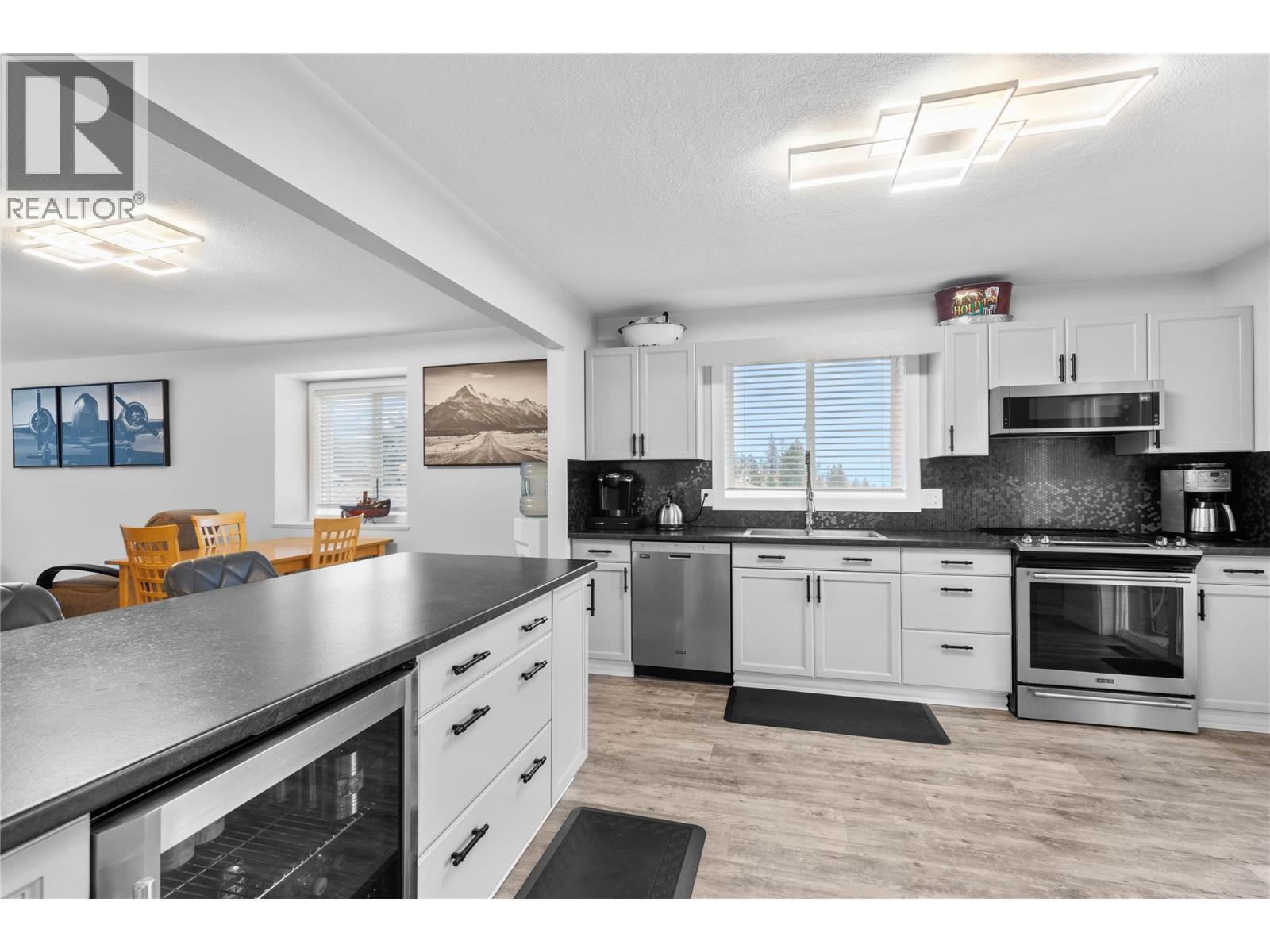 6427 Spencer Road, Kelowna, British Columbia  V1X 7T6 - Photo 23 - 10376951