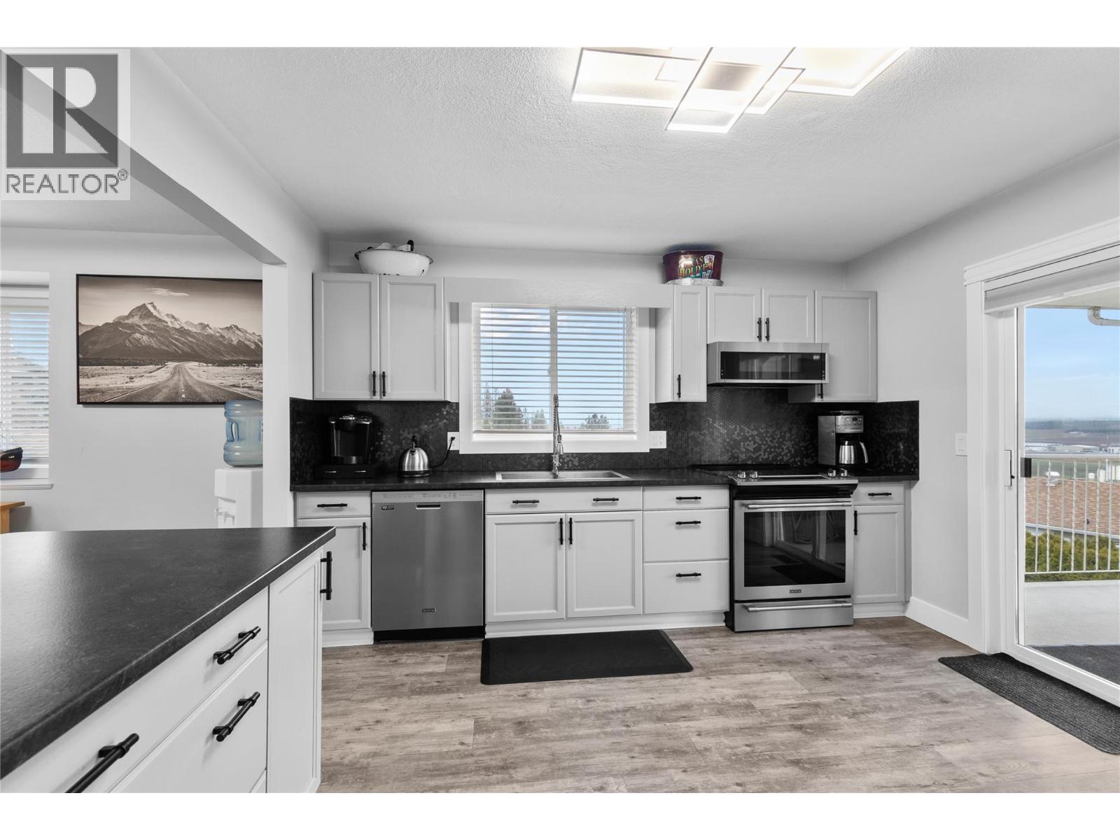 6427 Spencer Road, Kelowna, British Columbia  V1X 7T6 - Photo 24 - 10376951