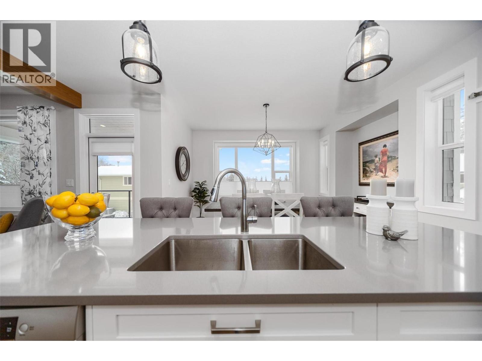 1581 20 Street Ne Unit# 19, Salmon Arm, British Columbia  V1E 0A7 - Photo 12 - 10376966