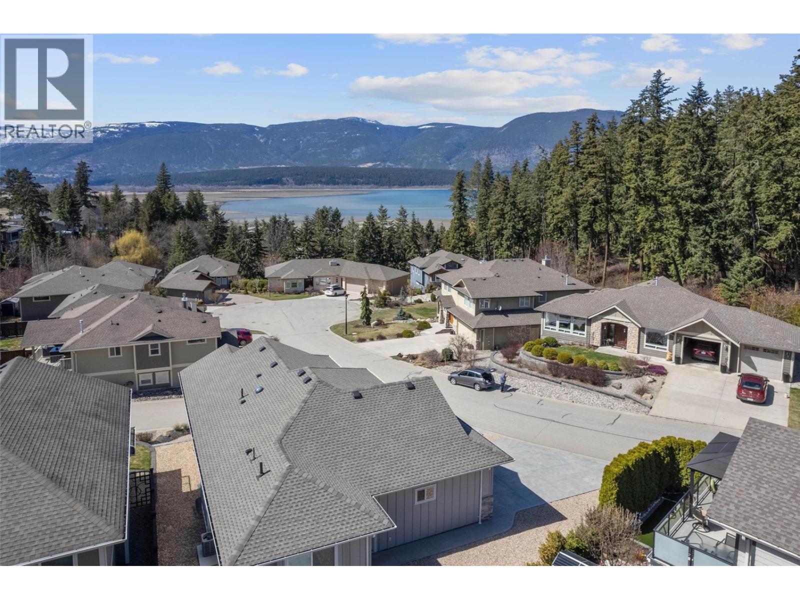 1581 20 Street Ne Unit# 19, Salmon Arm, British Columbia  V1E 0A7 - Photo 4 - 10376966