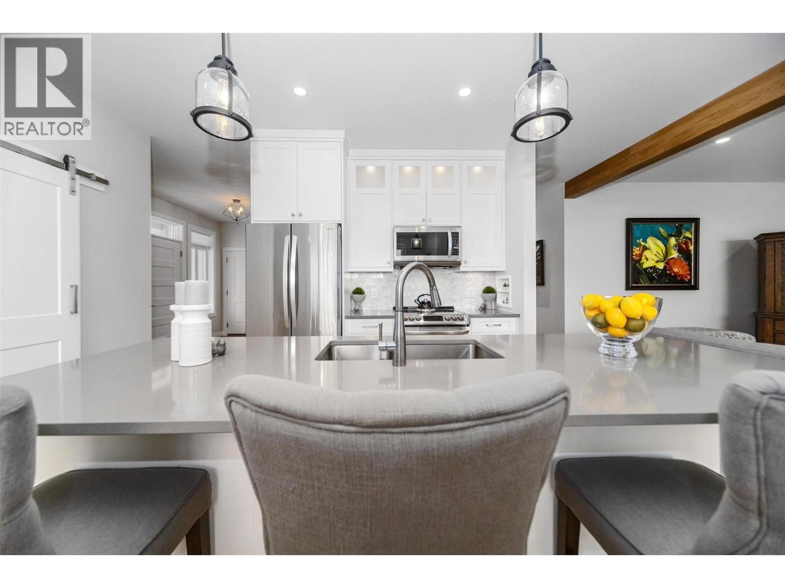 1581 20 Street Ne Unit# 19, Salmon Arm, British Columbia  V1E 0A7 - Photo 5 - 10376966