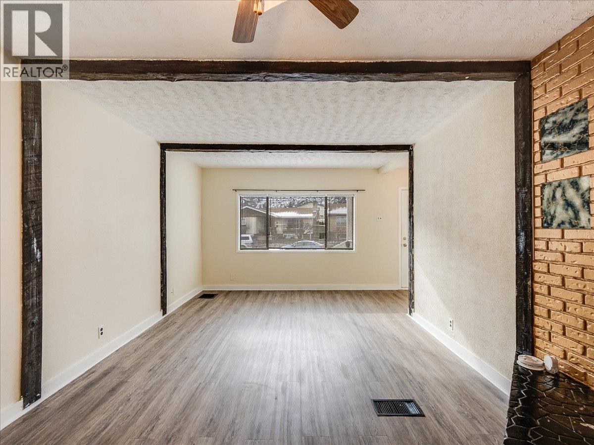 1867 Fifth Avenue, Trail, British Columbia  V1R 2G1 - Photo 13 - 10376905