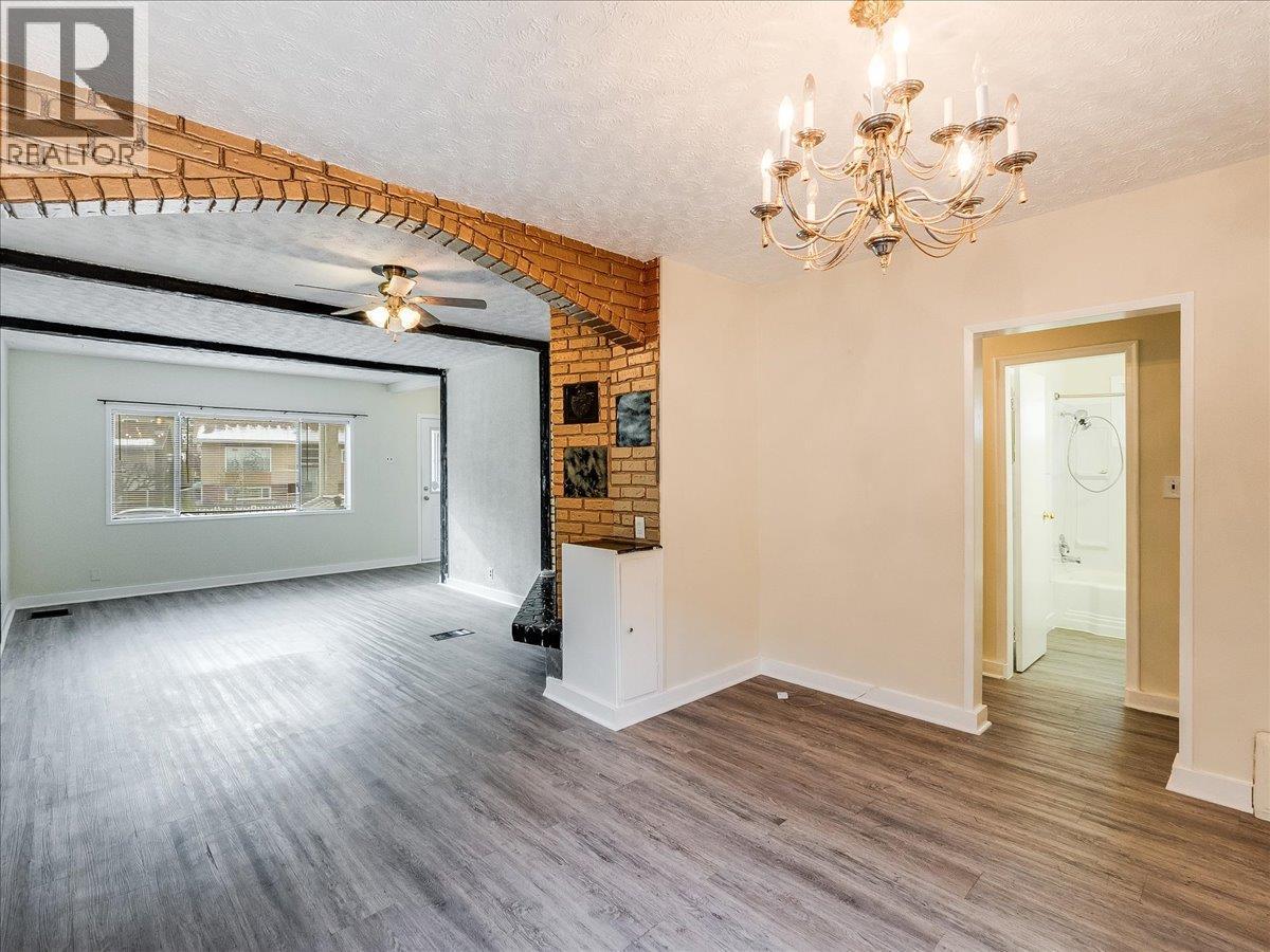 1867 Fifth Avenue, Trail, British Columbia  V1R 2G1 - Photo 17 - 10376905