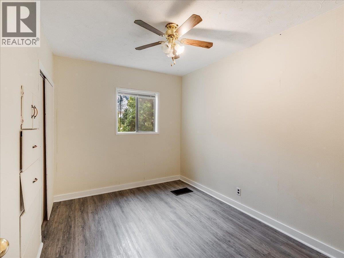 1867 Fifth Avenue, Trail, British Columbia  V1R 2G1 - Photo 24 - 10376905