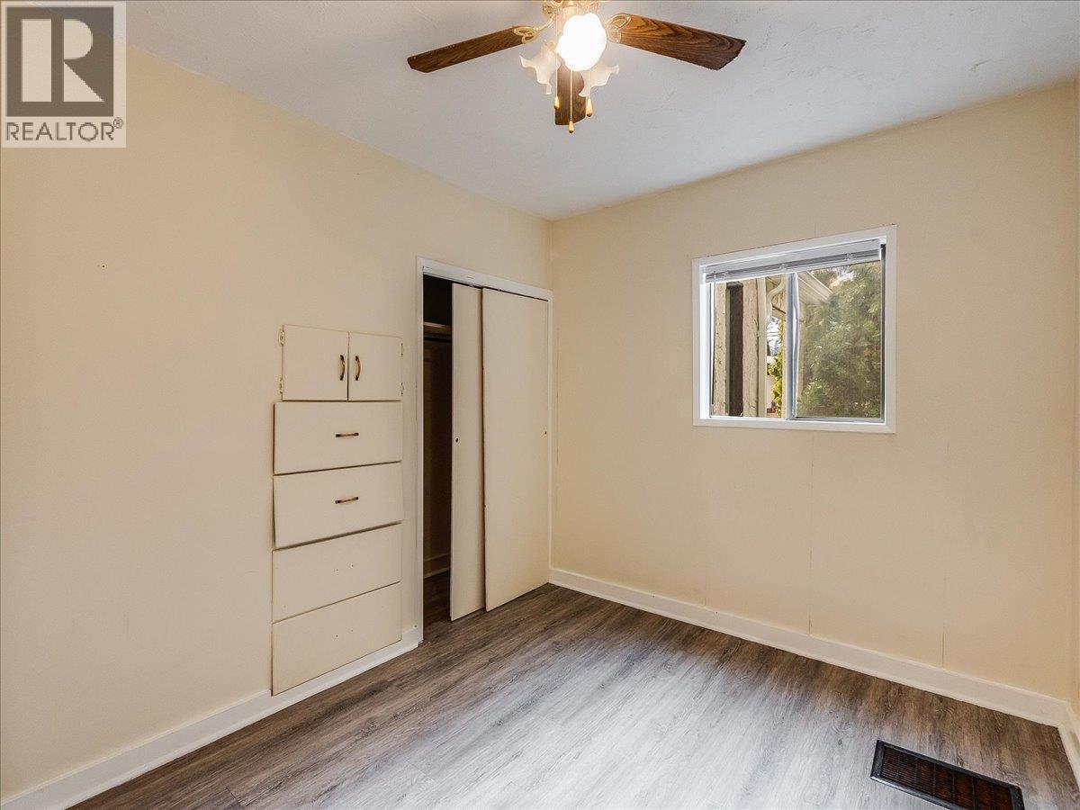 1867 Fifth Avenue, Trail, British Columbia  V1R 2G1 - Photo 25 - 10376905