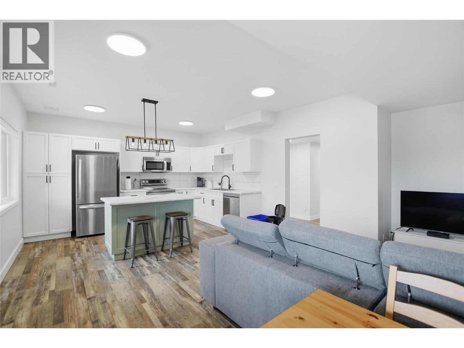 356 Gleneagles Drive, Kamloops, British Columbia  V2E 1Z4 - Photo 34 - 10377031