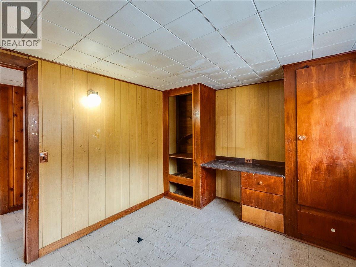 2962 Charleston Avenue, Castlegar, British Columbia  V1N 4V3 - Photo 23 - 10376932