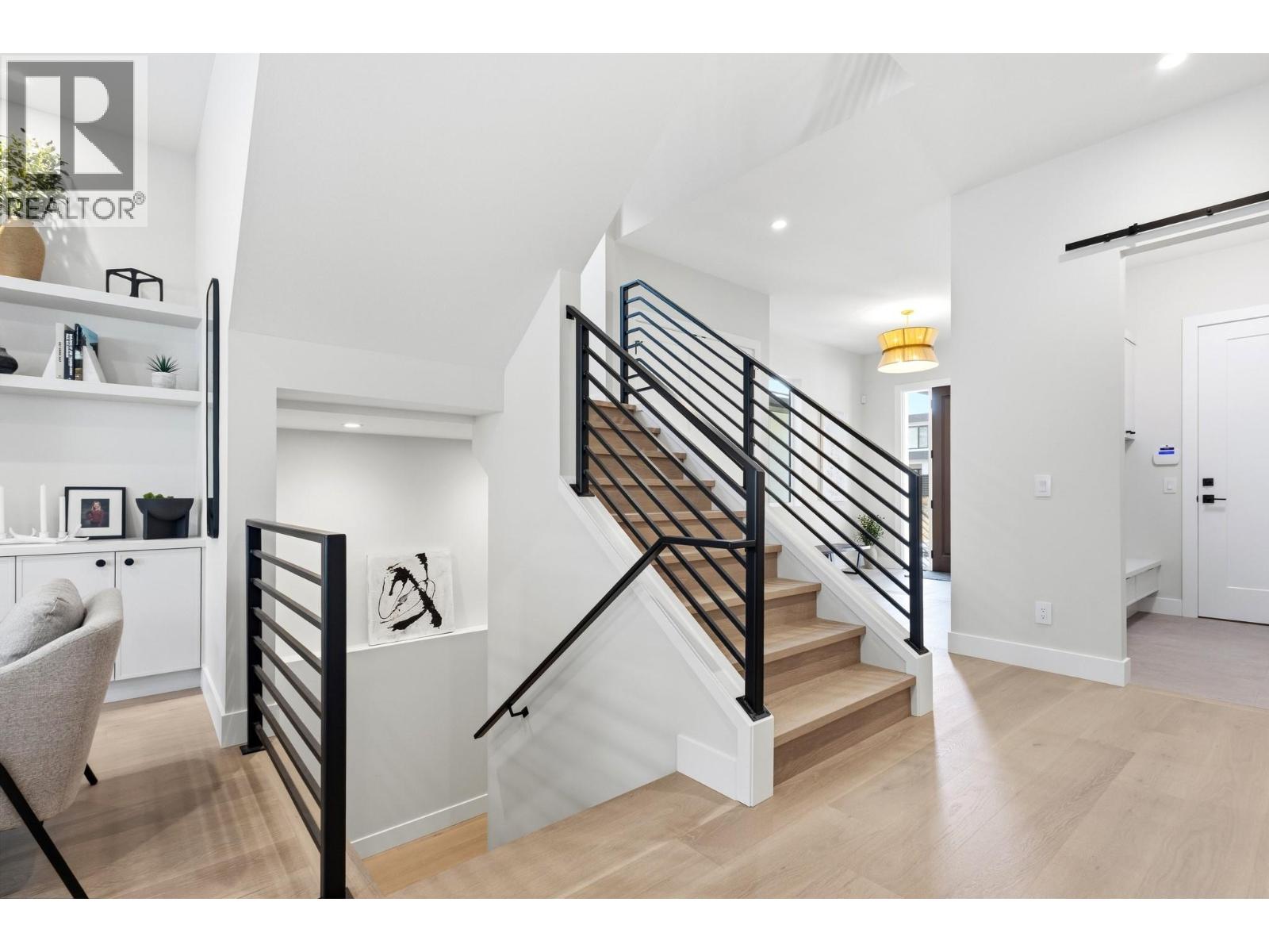 451 Vision Court, Kelowna, British Columbia  V1W 0C4 - Photo 19 - 10376857