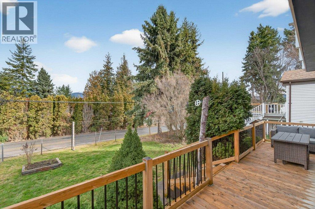 2814 Caen Road, Sorrento, British Columbia  V0E 2W0 - Photo 49 - 10376956