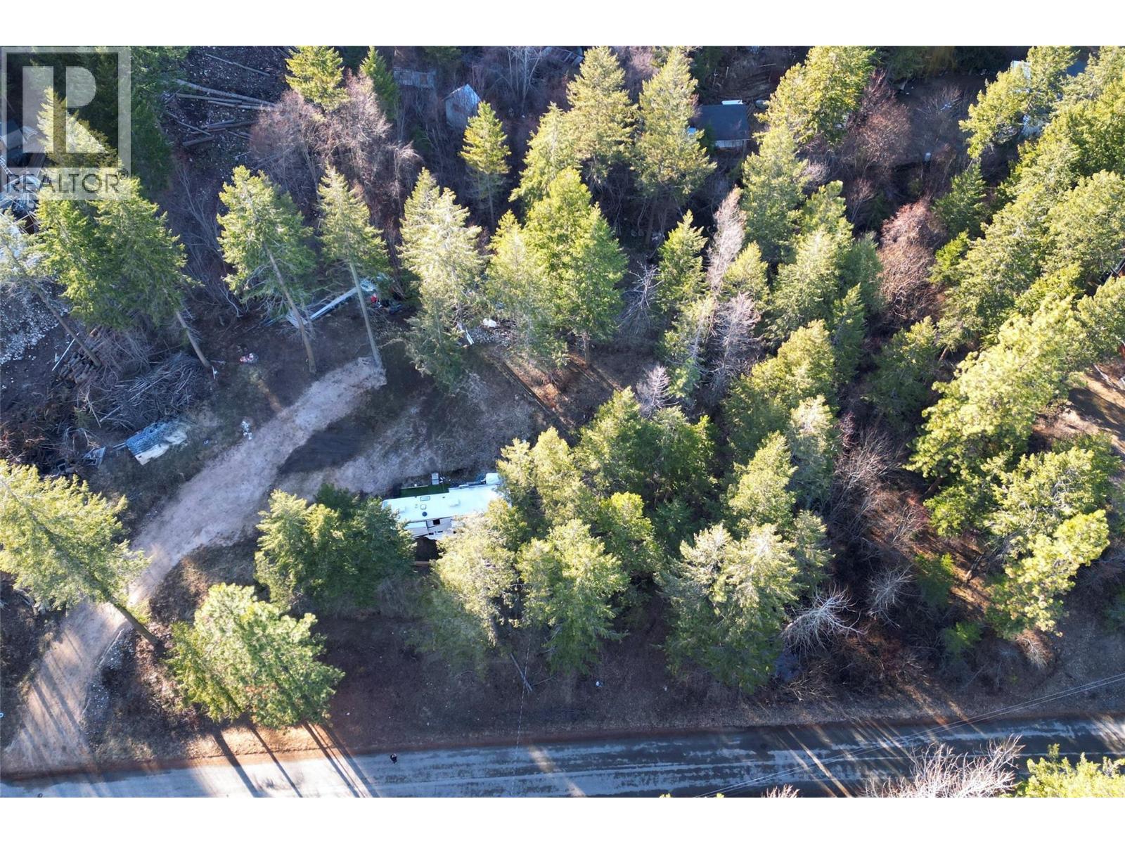 7942 Briarwood Road, Fintry, British Columbia  V1Z 3V7 - Photo 2 - 10376828