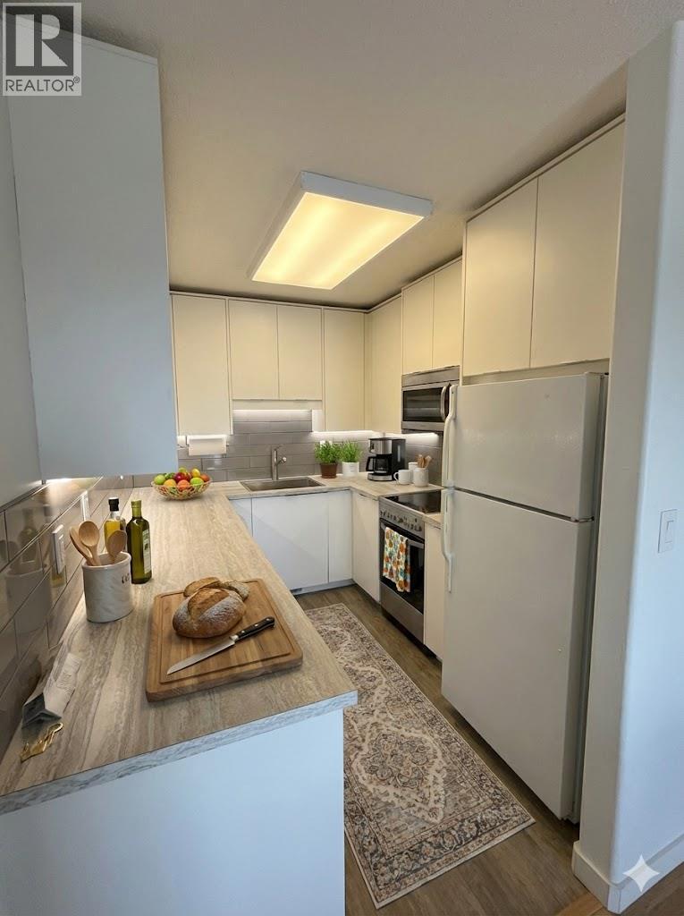 3155 Gordon Drive Unit# 207, Kelowna, British Columbia  V1W 3N5 - Photo 8 - 10376562