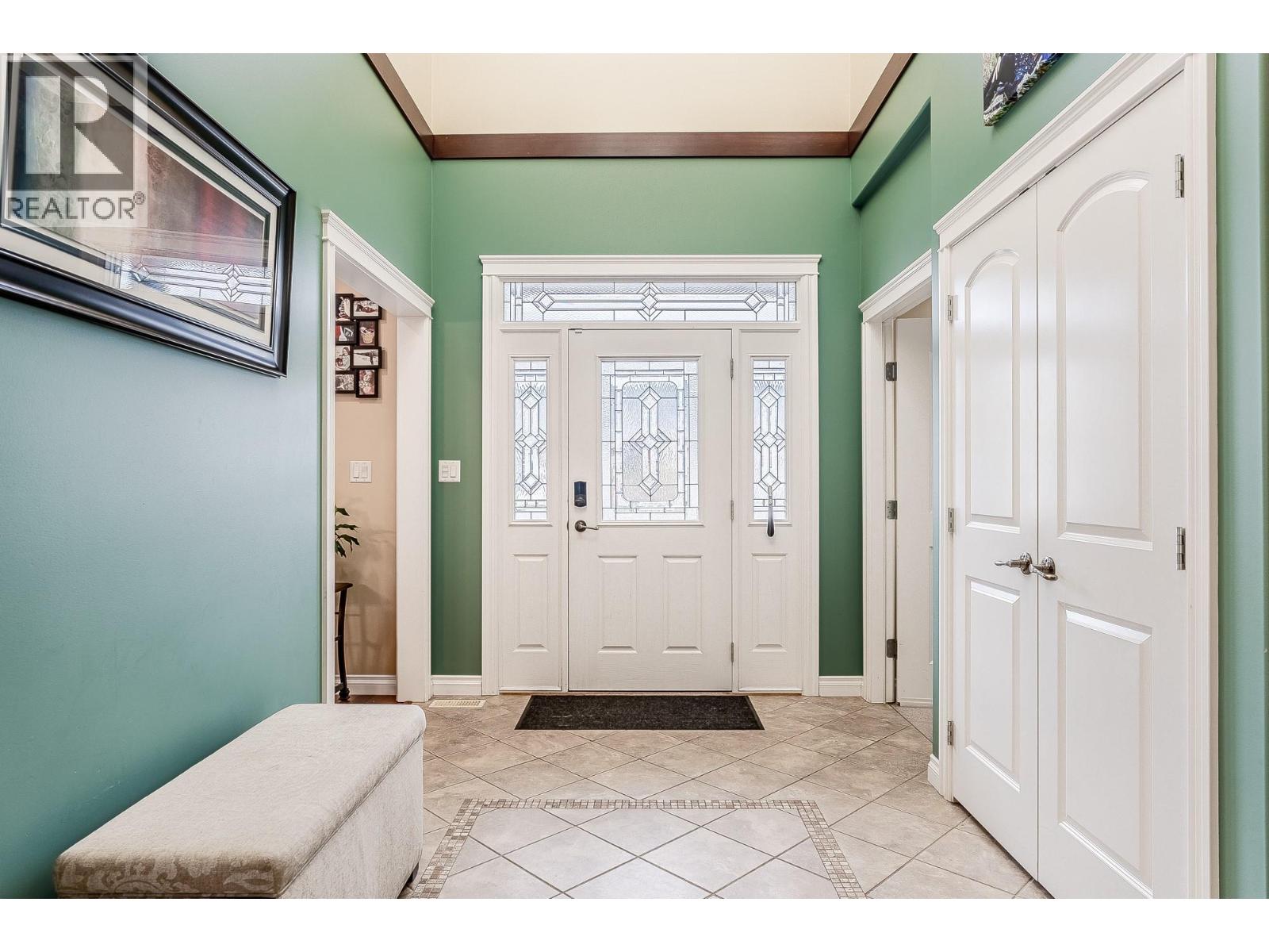 2240 Jackson Avenue, Merritt, British Columbia  V1K 1B8 - Photo 5 - 10377021