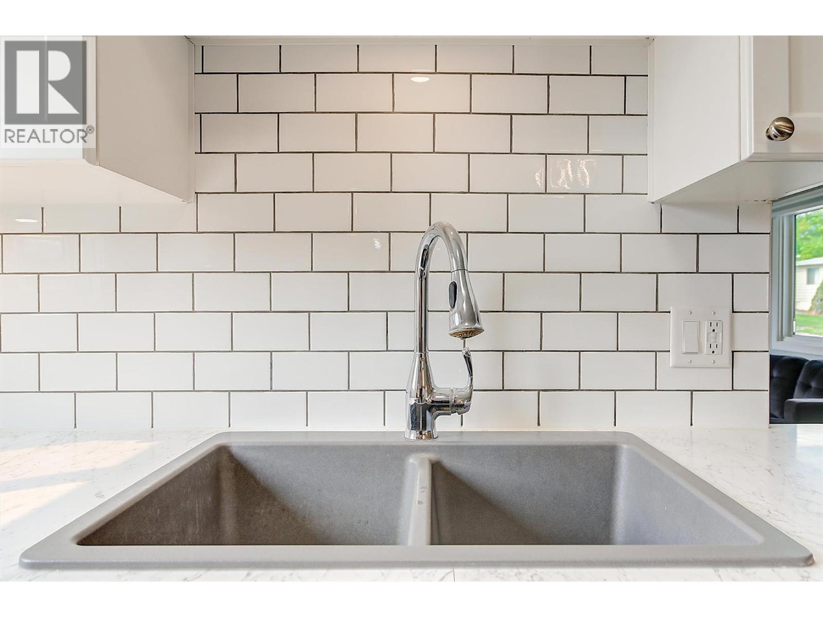 1929 97 Highway S Unit# 49, West Kelowna, British Columbia  V1Z 2Z1 - Photo 23 - 10376930