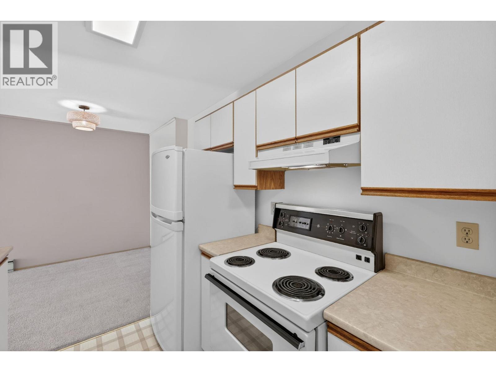 3180 De Montreuil Court Unit# 307, Kelowna, British Columbia  V1W 3W4 - Photo 9 - 10377000