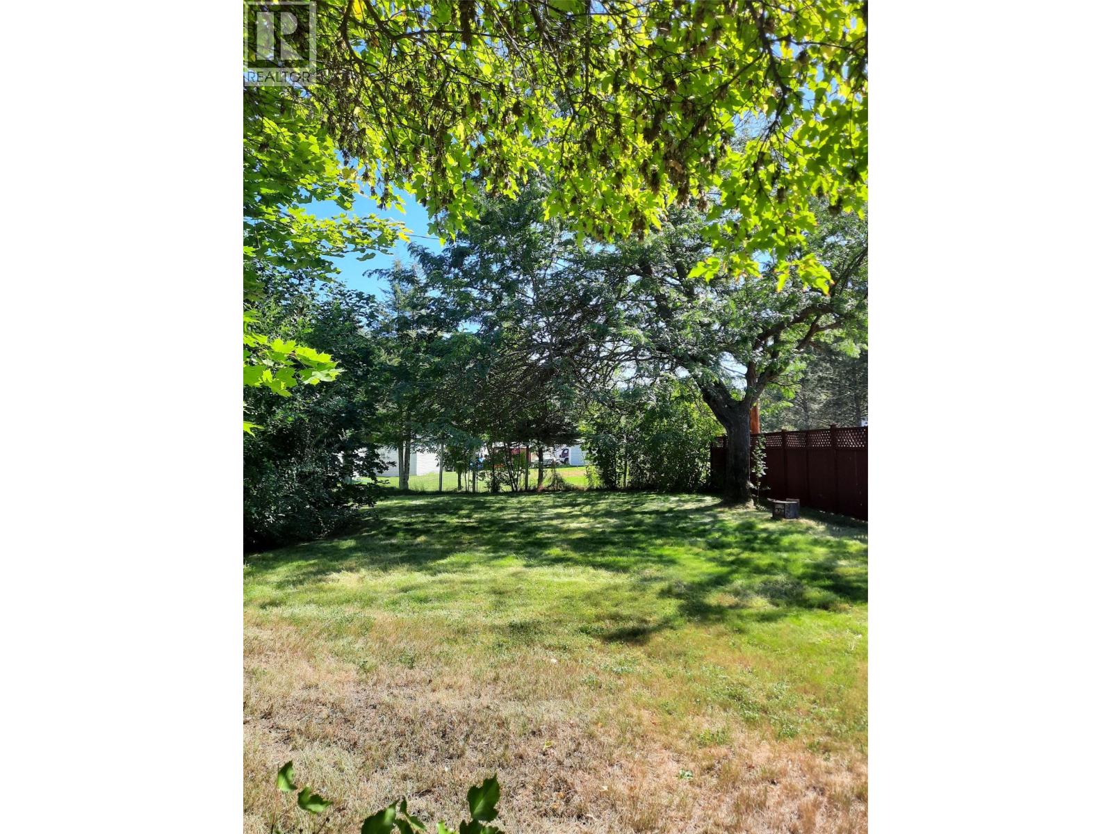 4300 Victoria Avenue E, Grand Forks, British Columbia  V0H 1H5 - Photo 35 - 10377044