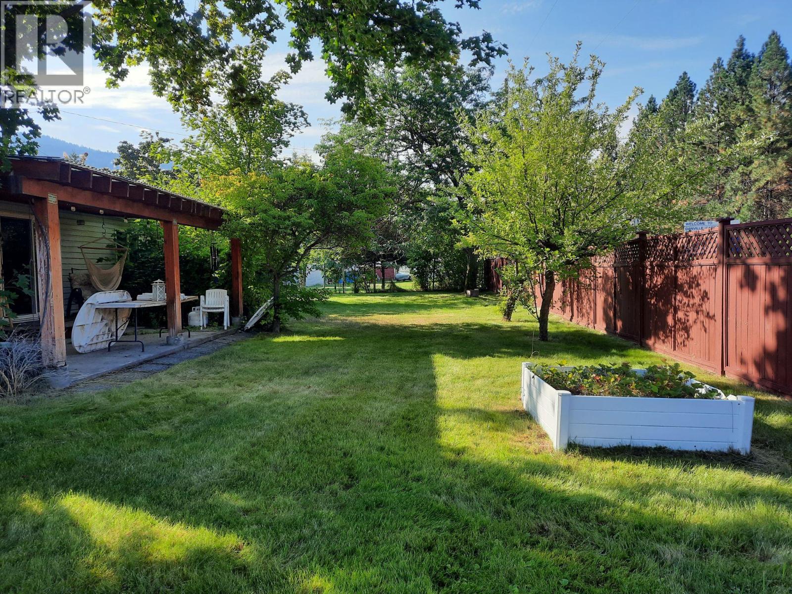 4300 Victoria Avenue E, Grand Forks, British Columbia  V0H 1H5 - Photo 46 - 10377044