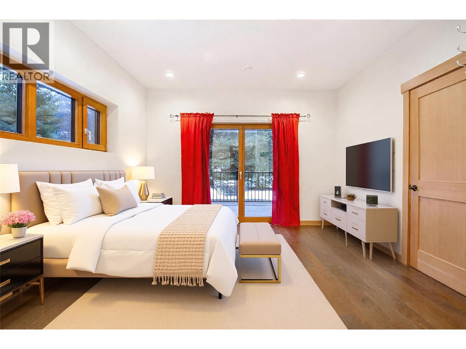 3266 Airport Way, Revelstoke, British Columbia  V0E 2S3 - Photo 19 - 10376848