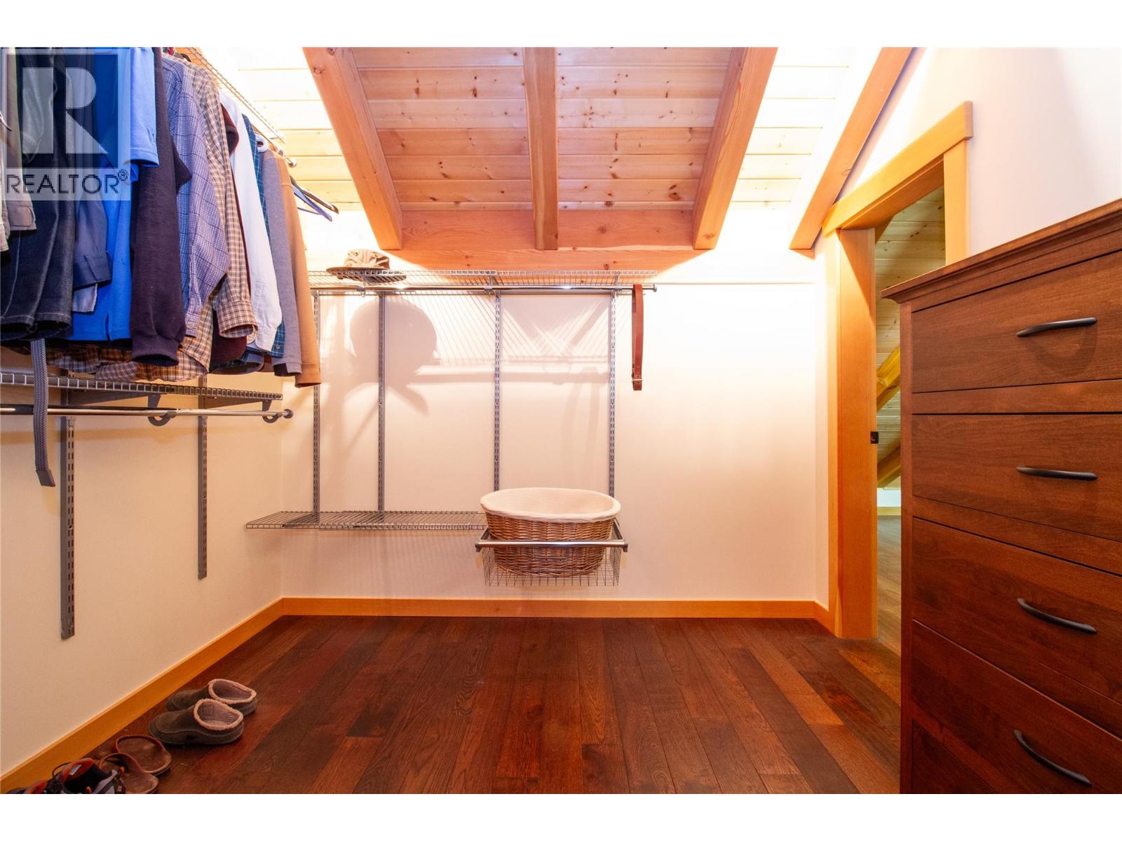 3266 Airport Way, Revelstoke, British Columbia  V0E 2S3 - Photo 31 - 10376848