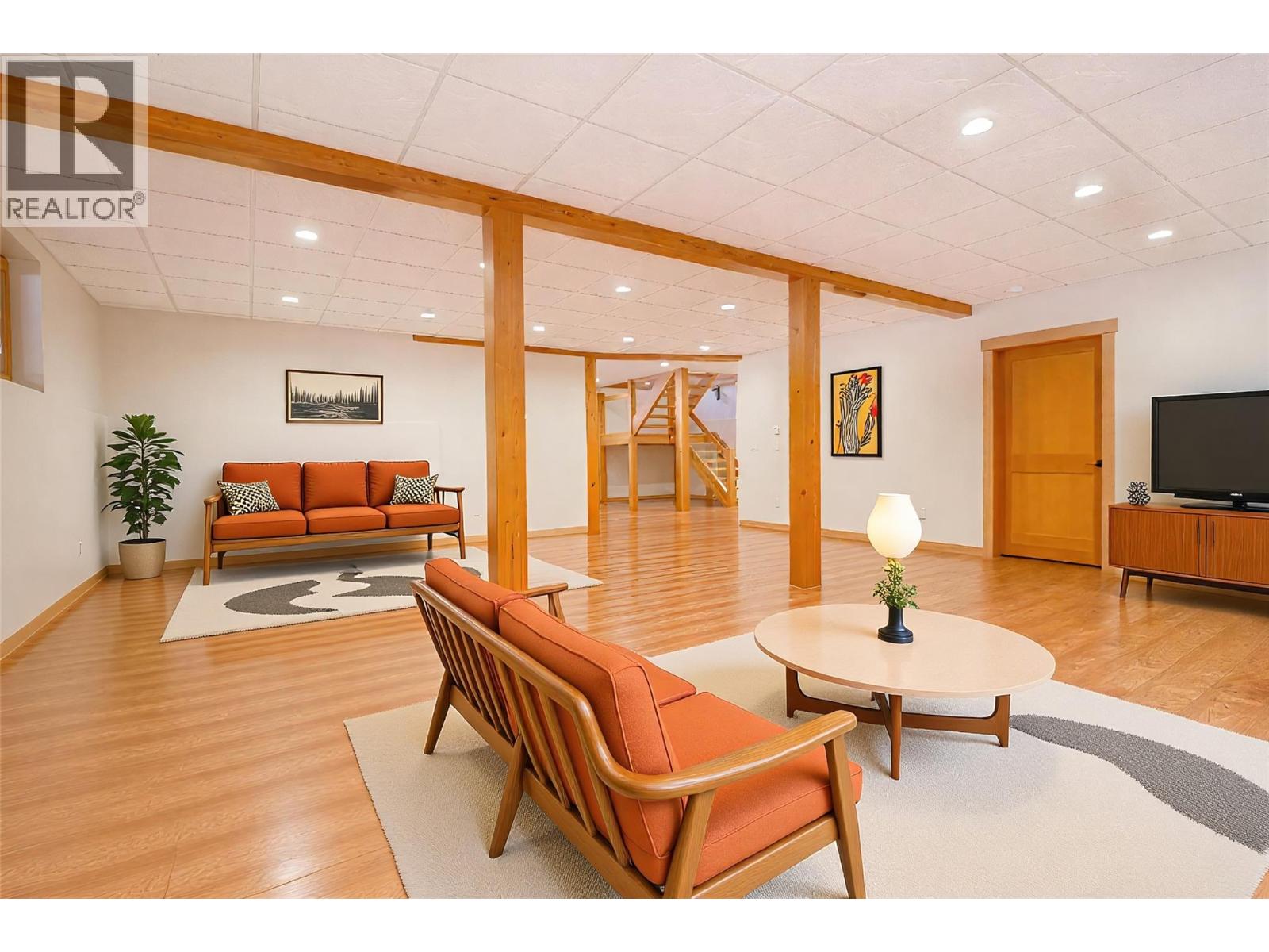 3266 Airport Way, Revelstoke, British Columbia  V0E 2S3 - Photo 38 - 10376848