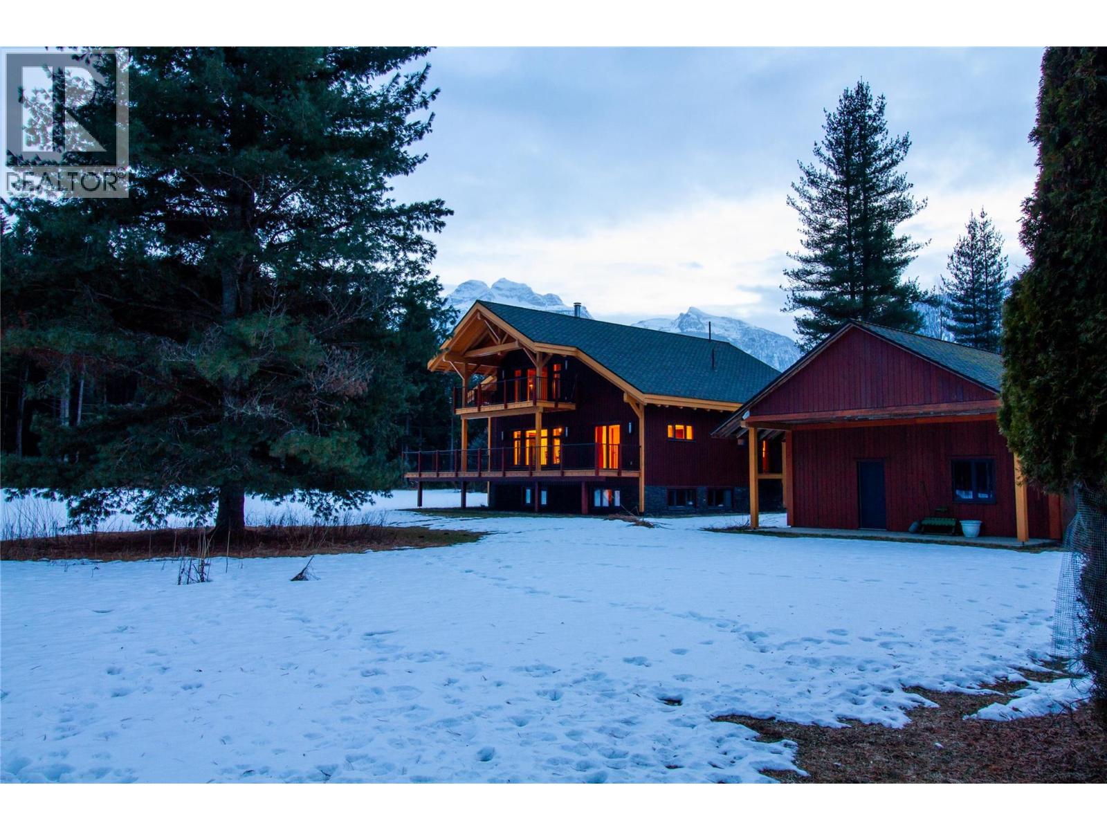 3266 Airport Way, Revelstoke, British Columbia  V0E 2S3 - Photo 41 - 10376848