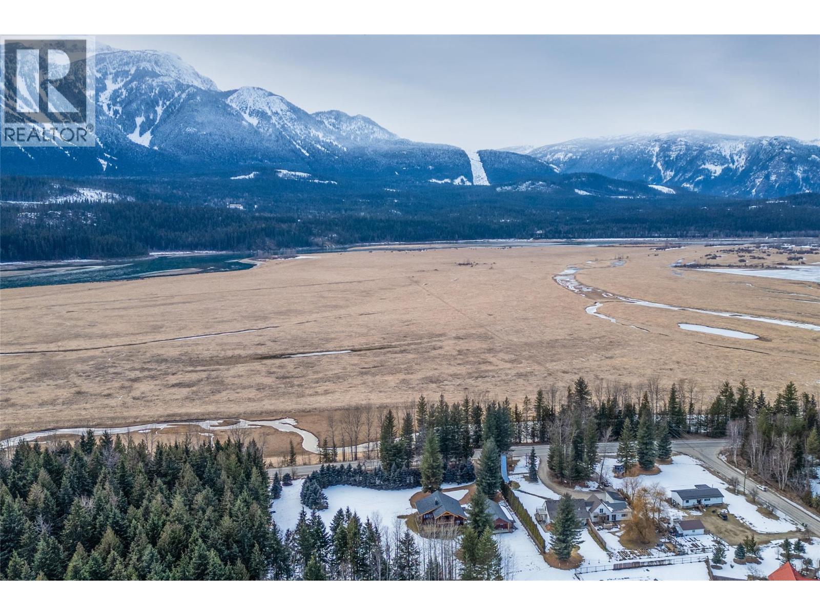 3266 Airport Way, Revelstoke, British Columbia  V0E 2S3 - Photo 45 - 10376848