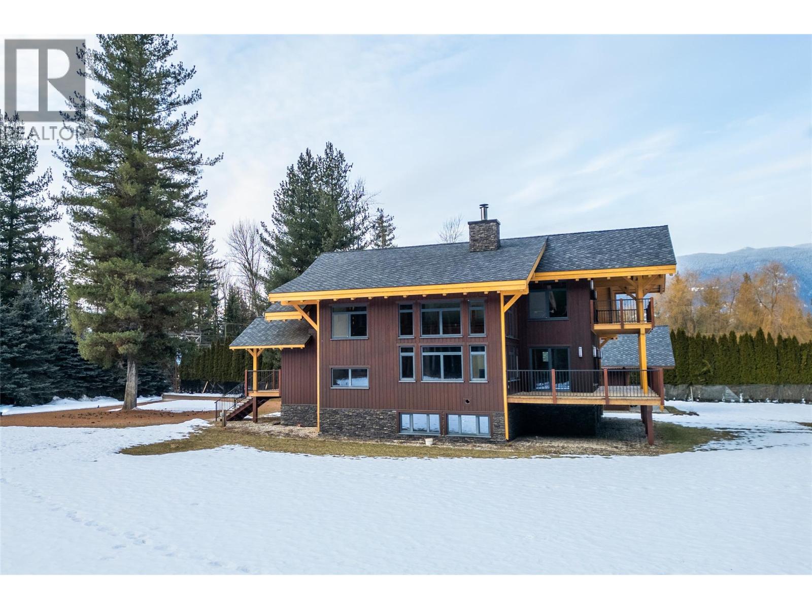 3266 Airport Way, Revelstoke, British Columbia  V0E 2S3 - Photo 48 - 10376848