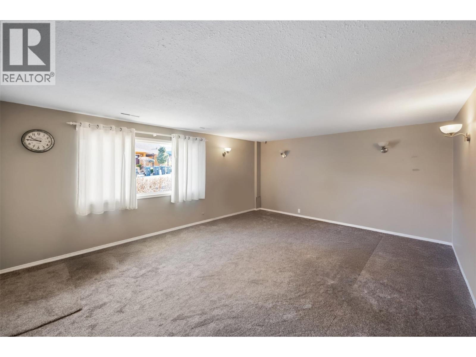 5 Dogwood Place, Osoyoos, British Columbia  V0H 1V0 - Photo 7 - 10377032