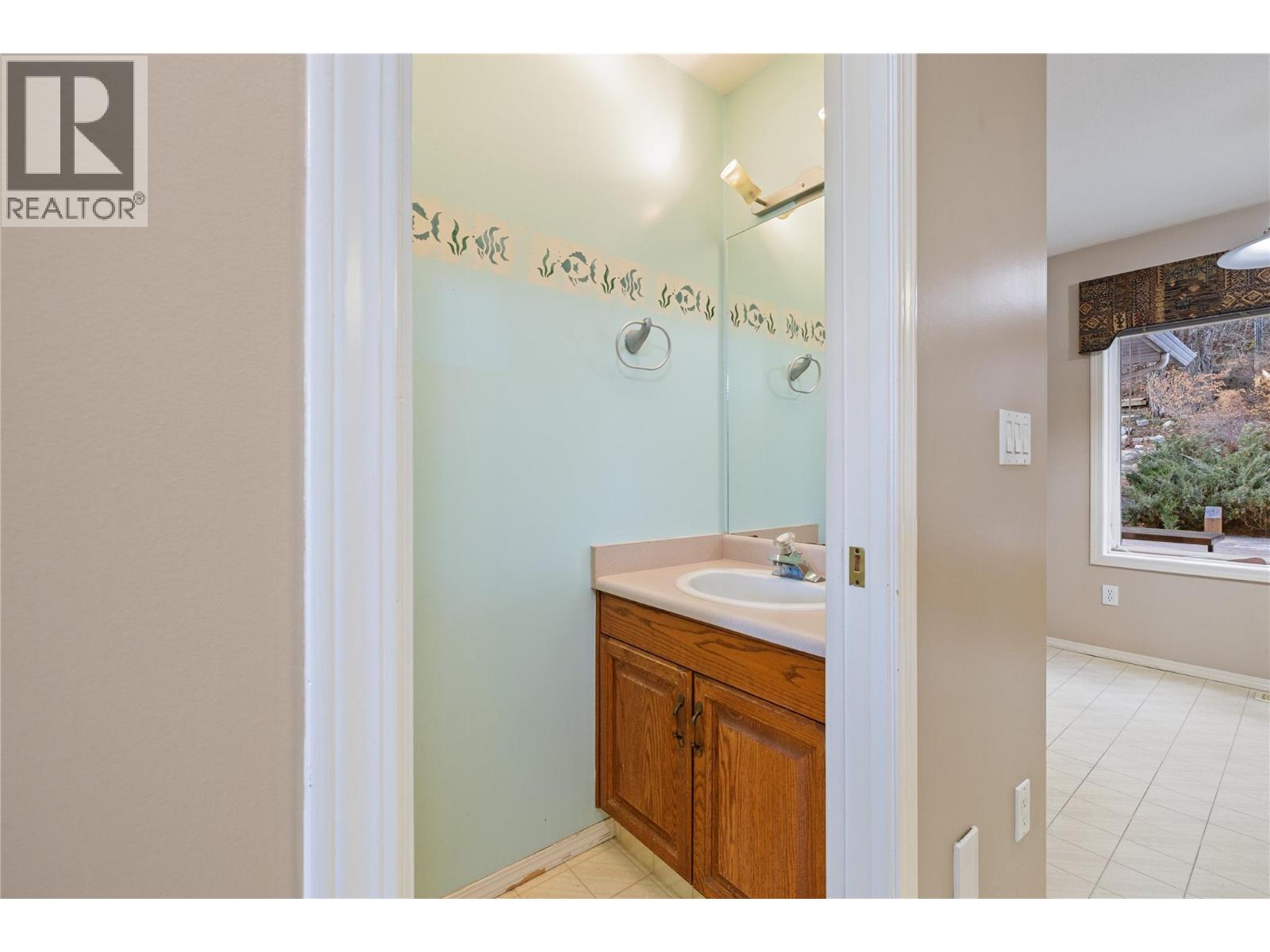 530 Glenmeadows Road, Kelowna, British Columbia  V1V 1Y7 - Photo 6 - 10376351