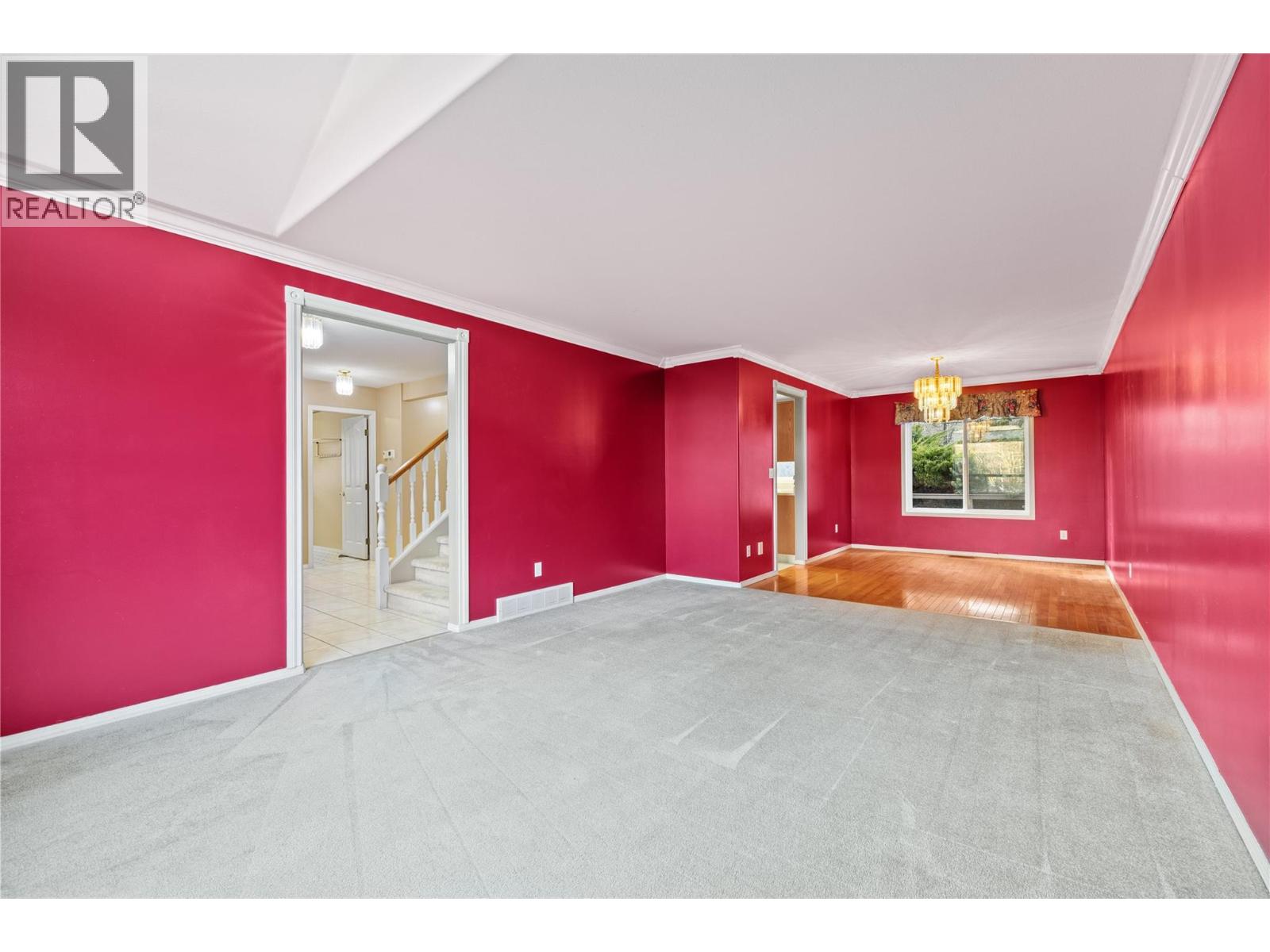 530 Glenmeadows Road, Kelowna, British Columbia  V1V 1Y7 - Photo 8 - 10376351