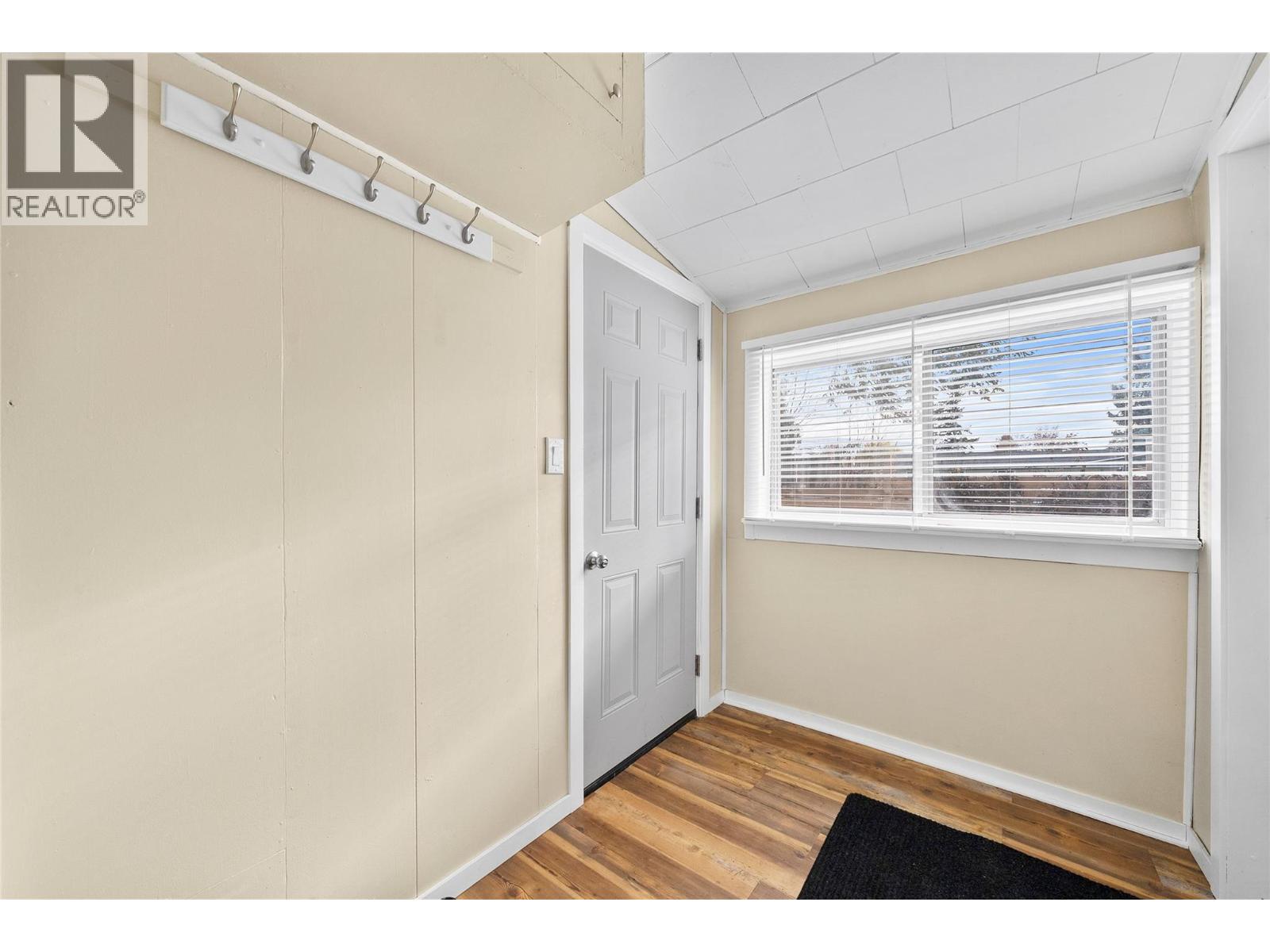 500 Polson Avenue, Enderby, British Columbia  V4Y 4A5 - Photo 5 - 10377002