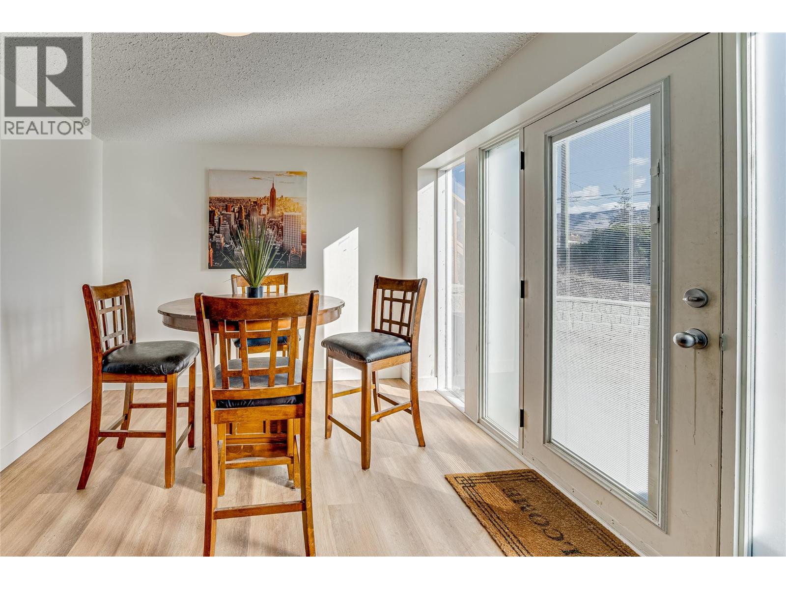 8700 Lakeview Drive, Coldstream, British Columbia  V1B 1W3 - Photo 24 - 10376805