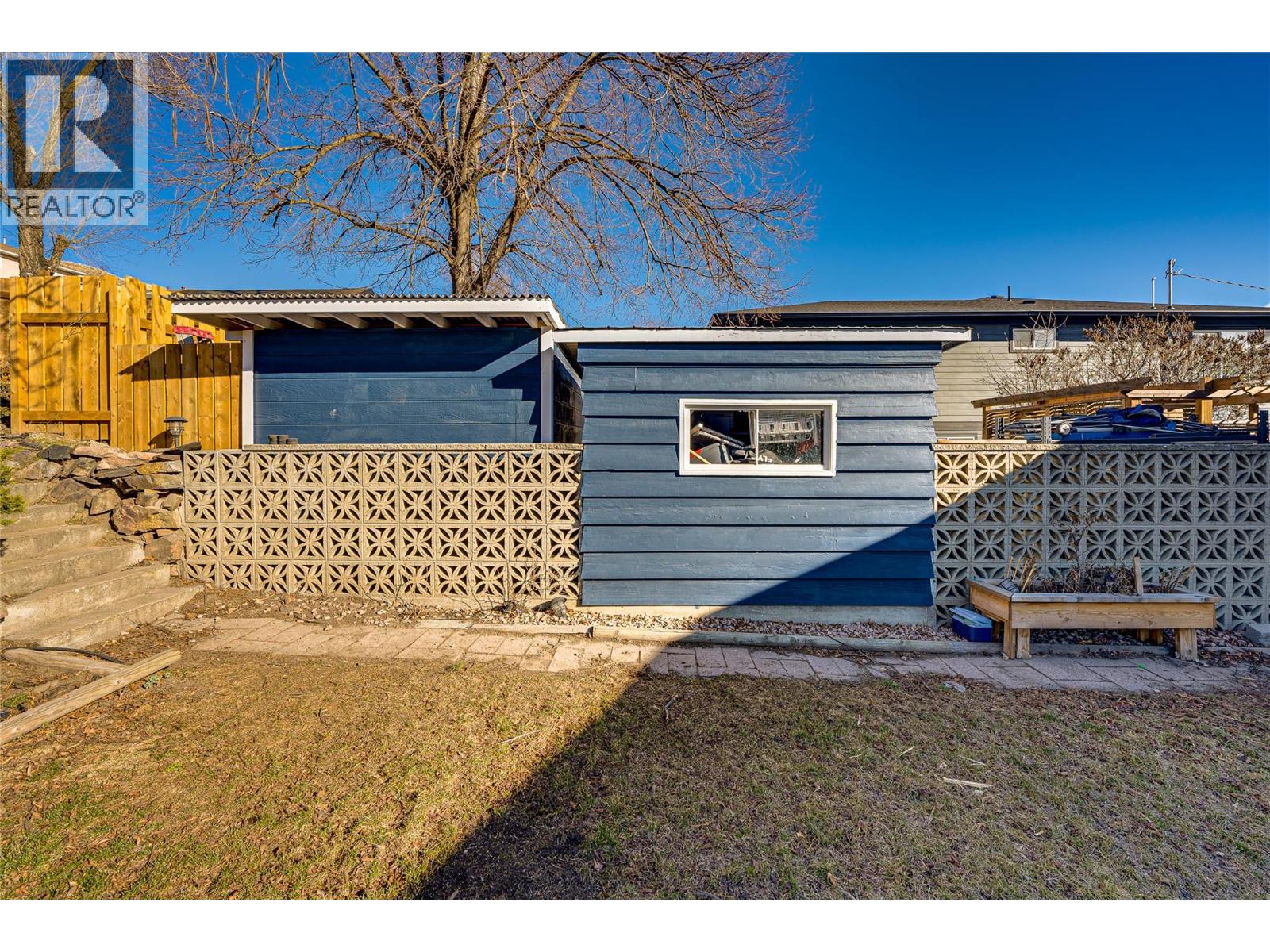 8700 Lakeview Drive, Coldstream, British Columbia  V1B 1W3 - Photo 37 - 10376805