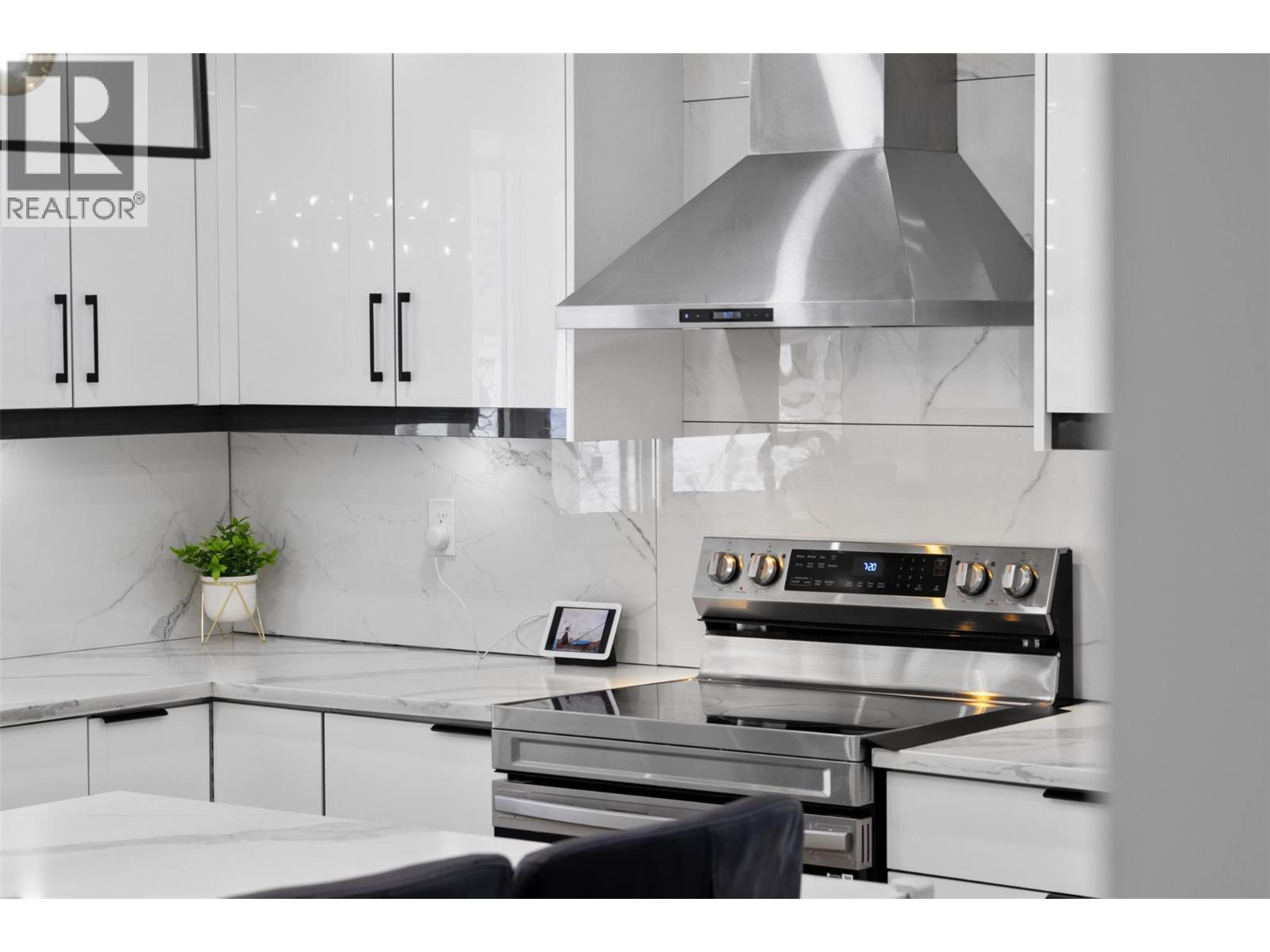 2134 Blackwell Avenue, Merritt, British Columbia  V1K 1J8 - Photo 7 - 10374463