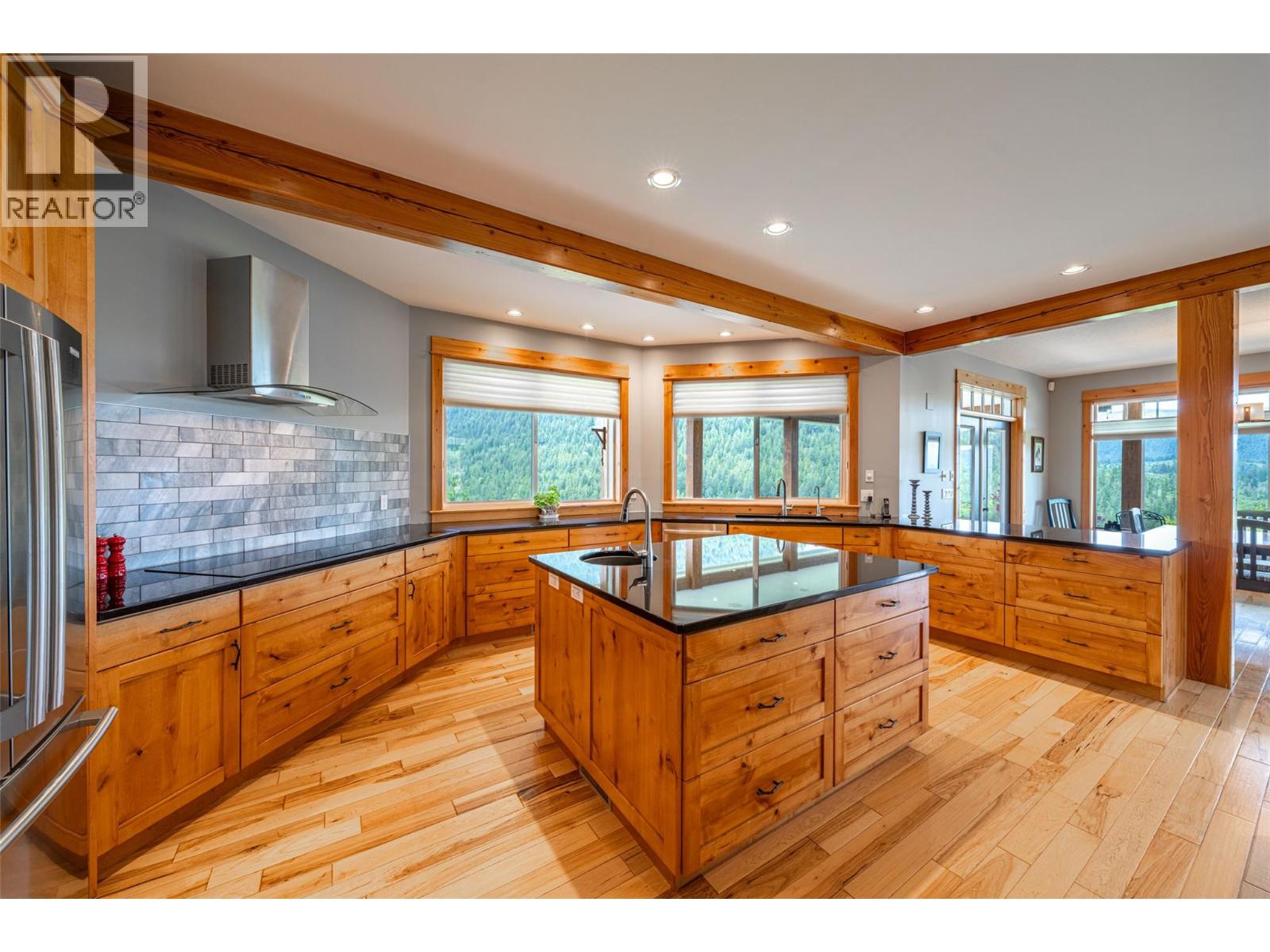 705 Creighton Valley Road, Lumby, British Columbia  V0E 2G1 - Photo 35 - 10377038