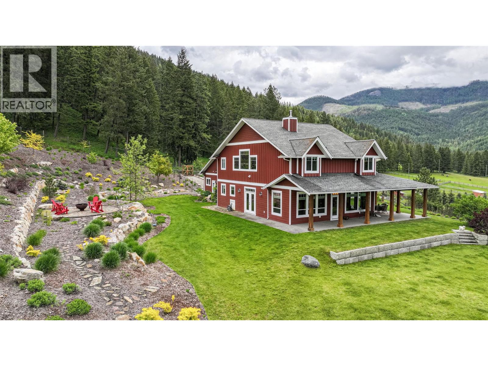 705 Creighton Valley Road, Lumby, British Columbia  V0E 2G1 - Photo 4 - 10377038