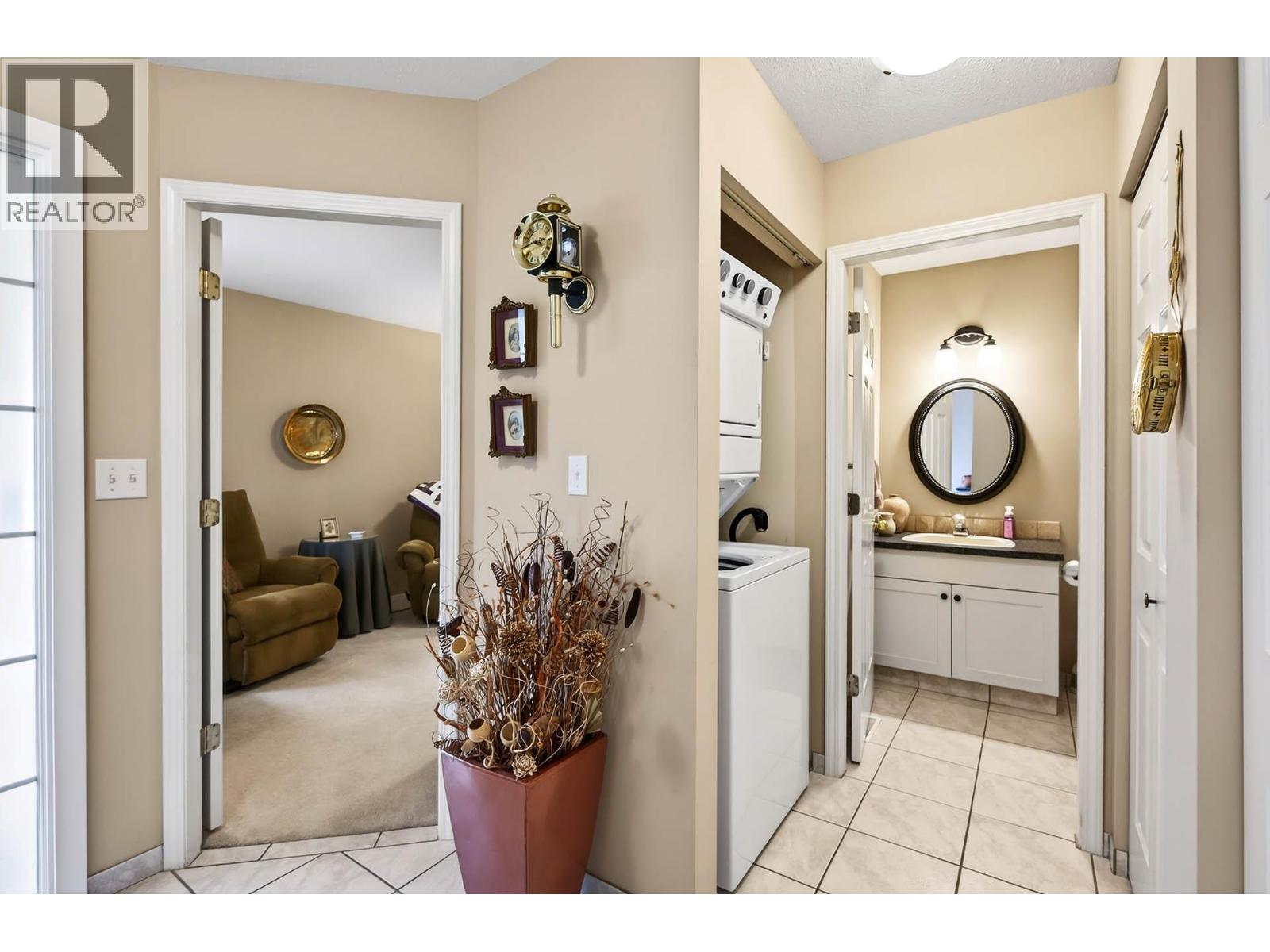 1750 Pacific Way Unit# 16, Kamloops, British Columbia  V2E 2K8 - Photo 31 - 10376925