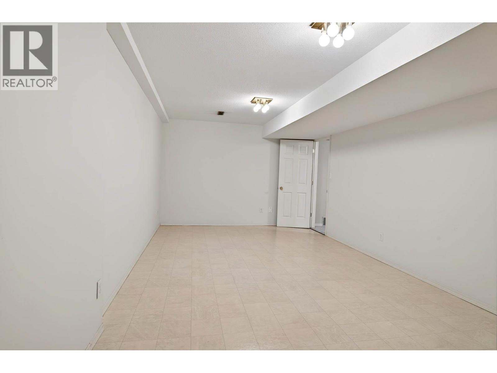 1750 Pacific Way Unit# 16, Kamloops, British Columbia  V2E 2K8 - Photo 37 - 10376925