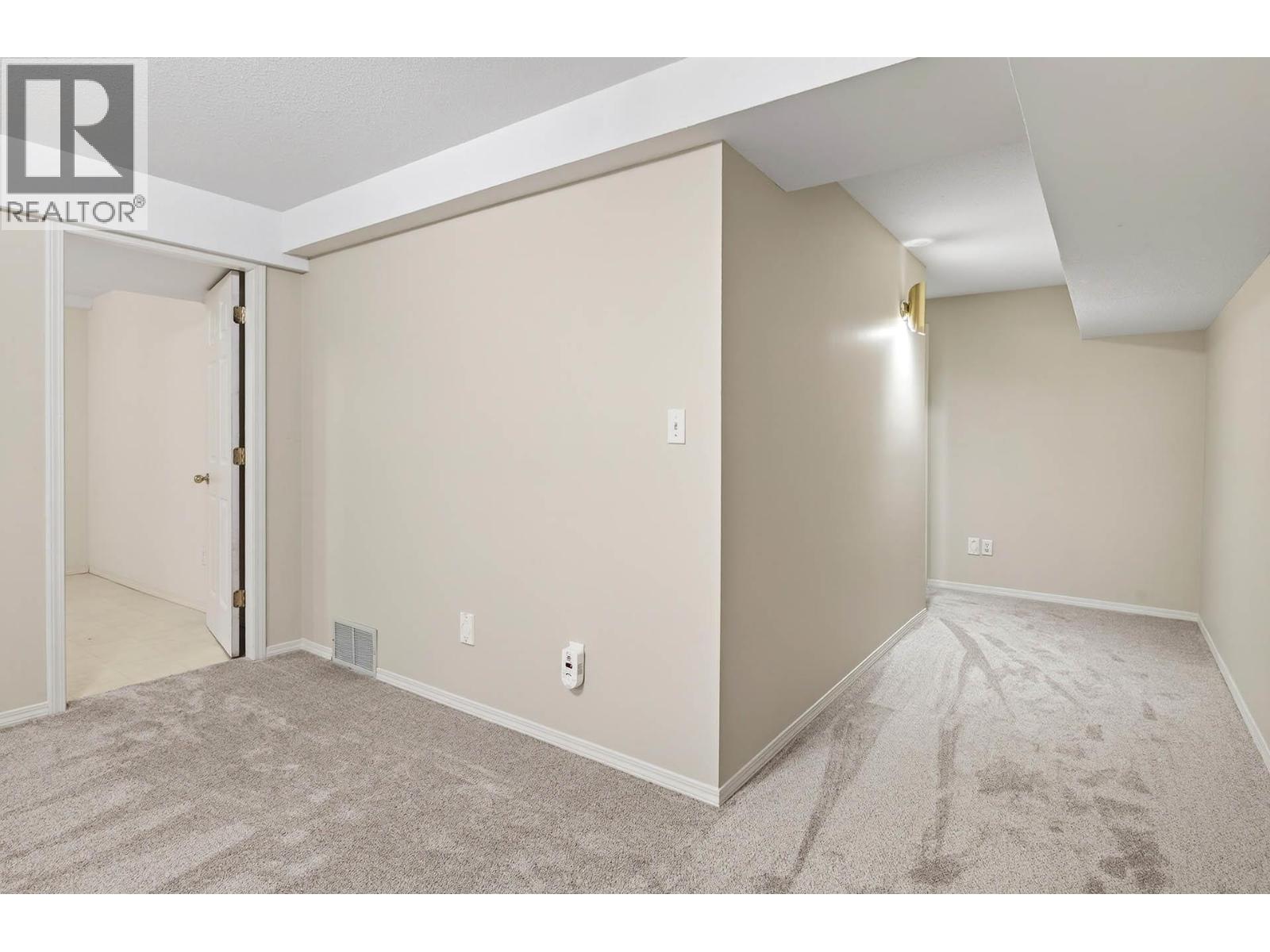 1750 Pacific Way Unit# 16, Kamloops, British Columbia  V2E 2K8 - Photo 40 - 10376925